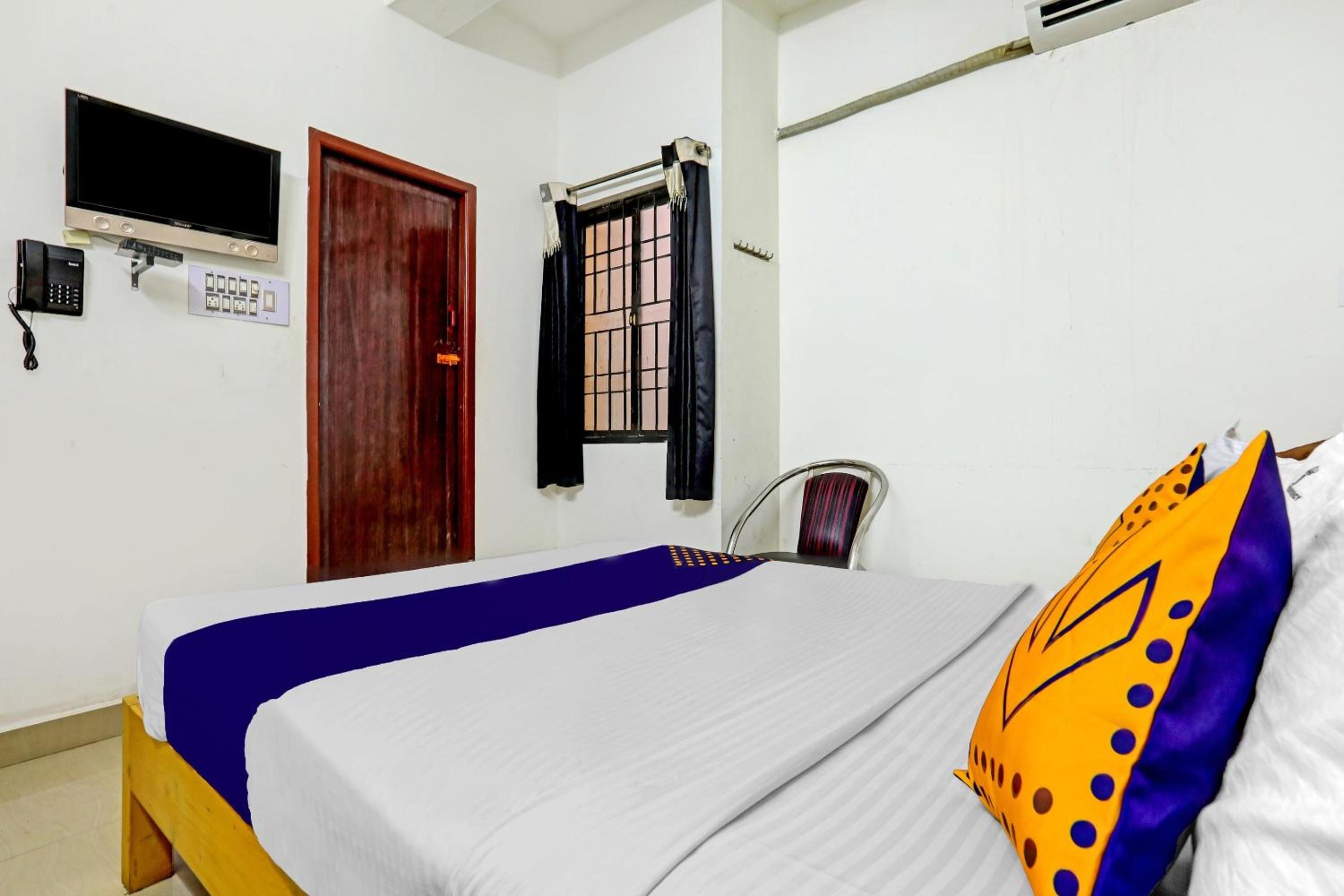 Standard Double Room With Fan