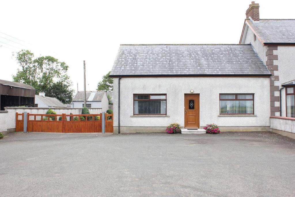 Two-Bedroom House photo 2