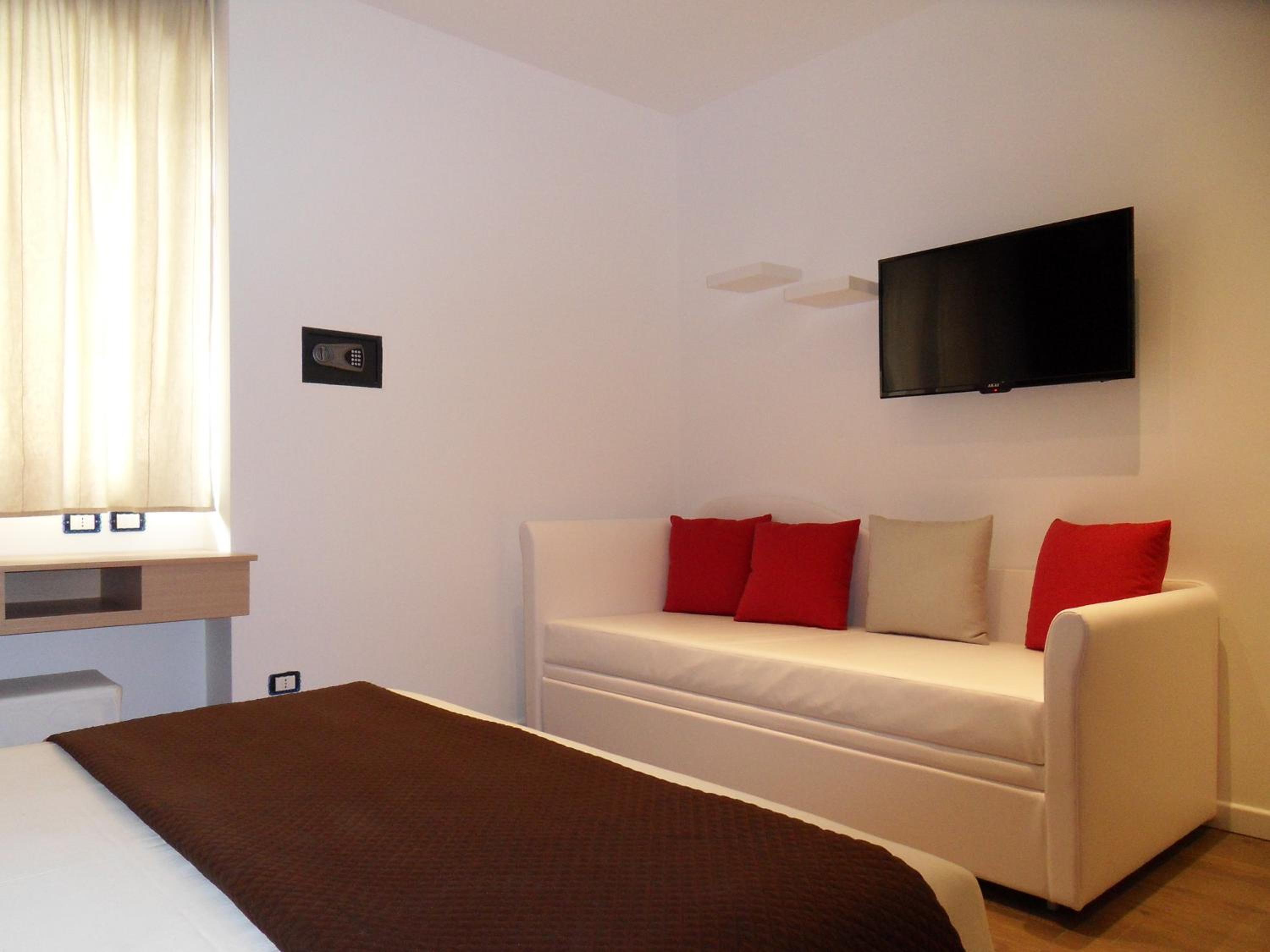Deluxe Triple Room photo 1