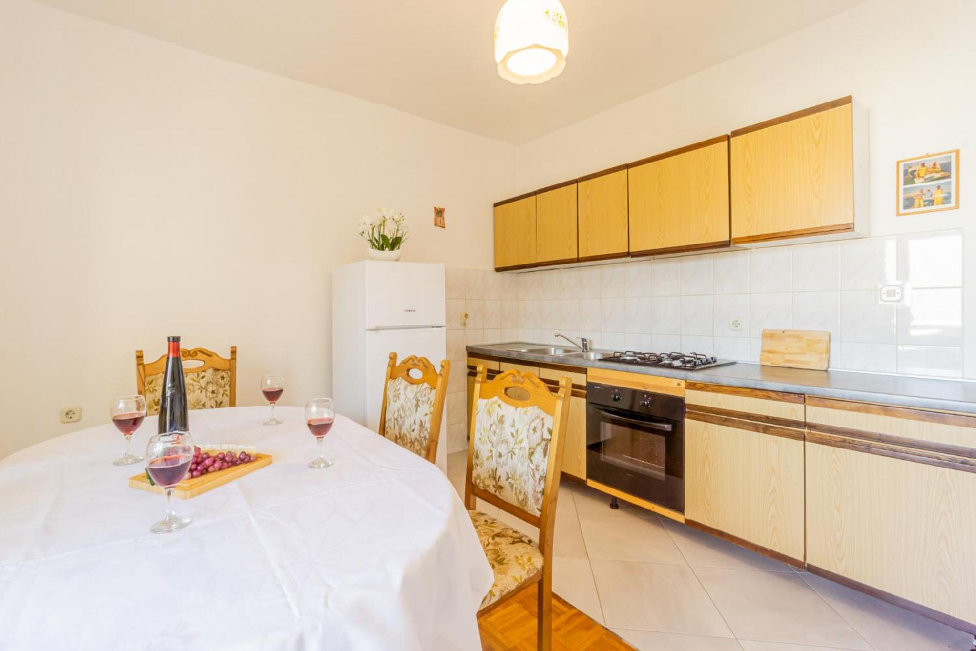 apartment3 photo 3