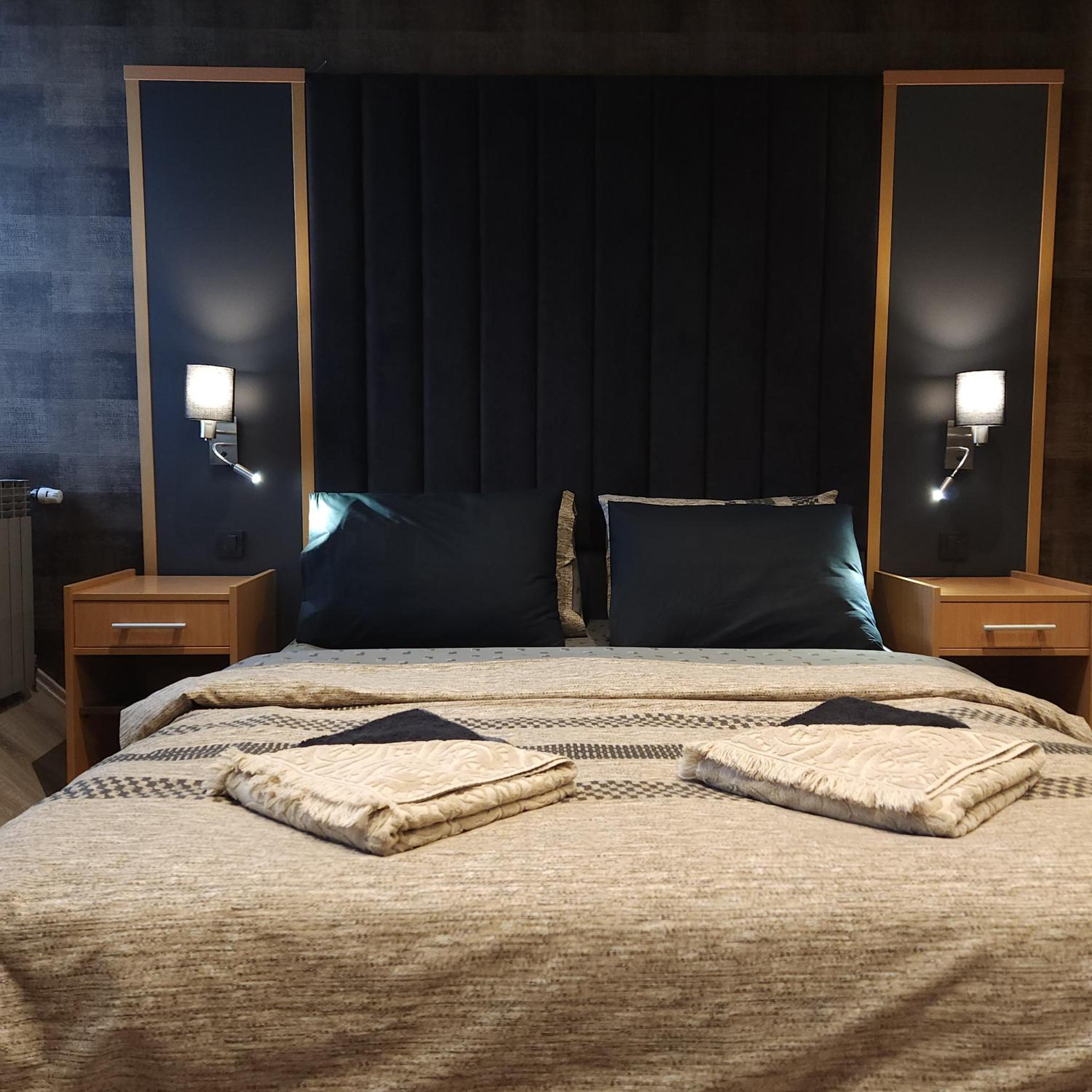Double Room with Spa Bath - Photo 7