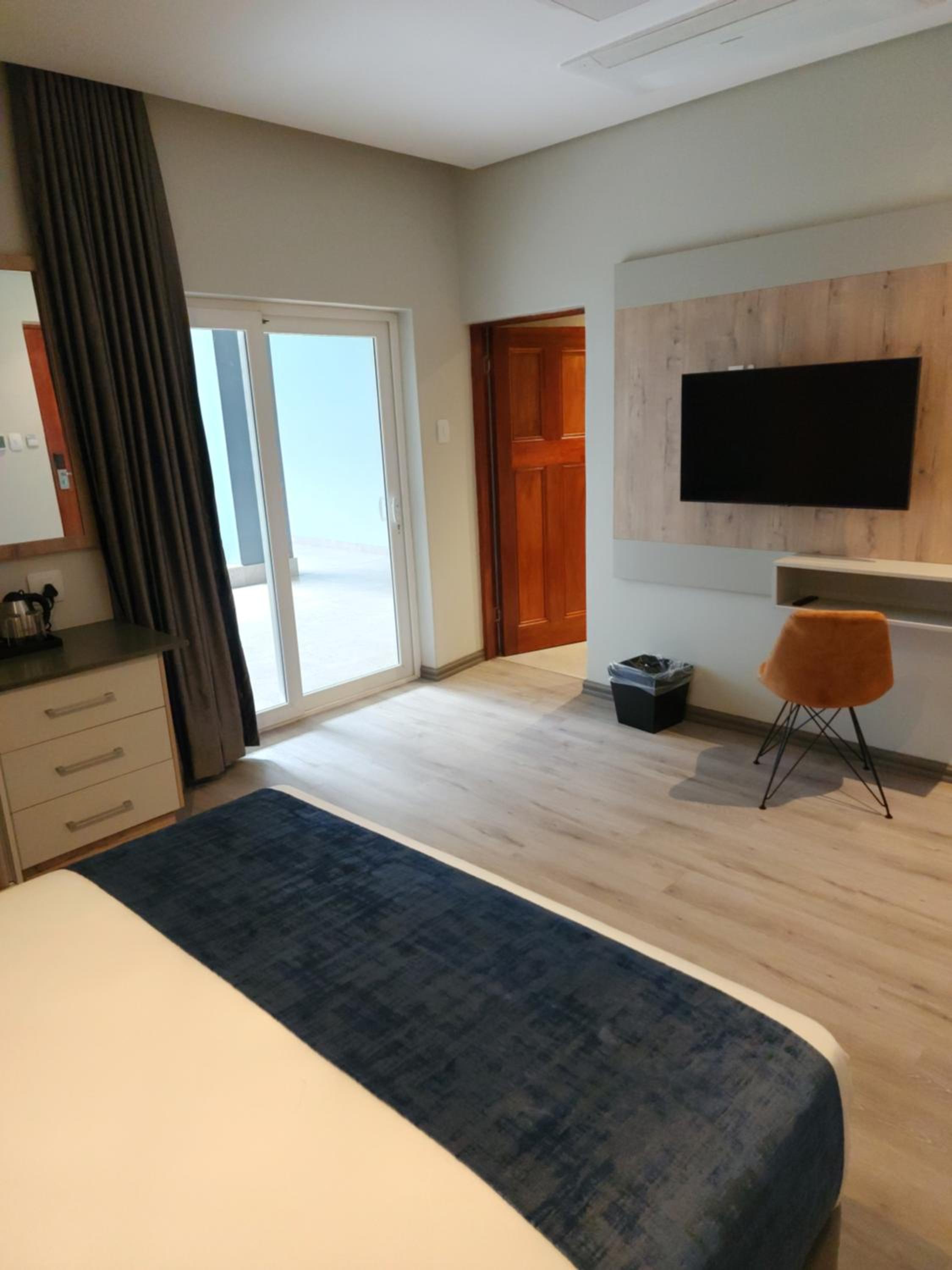 Queen Room