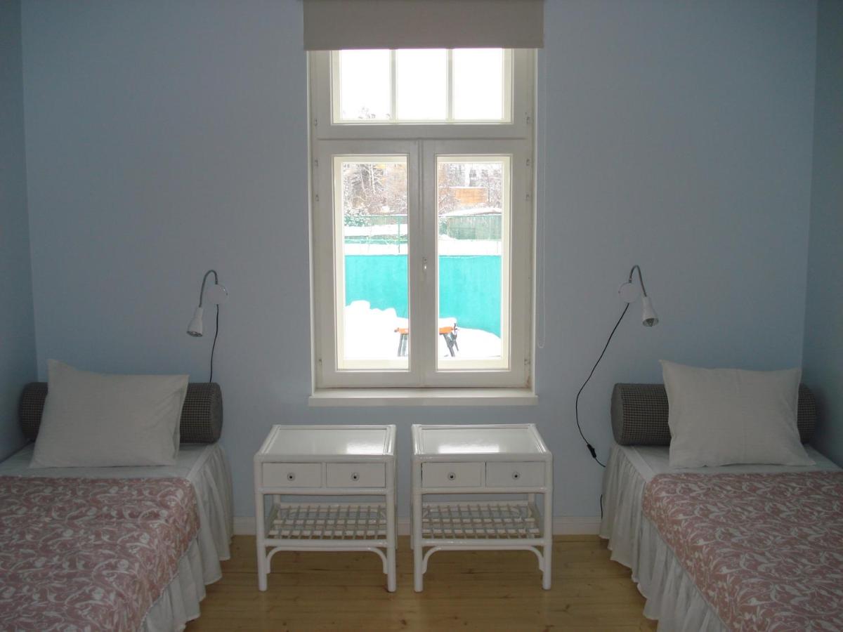 Two-Bedroom Apartment - Photo 4