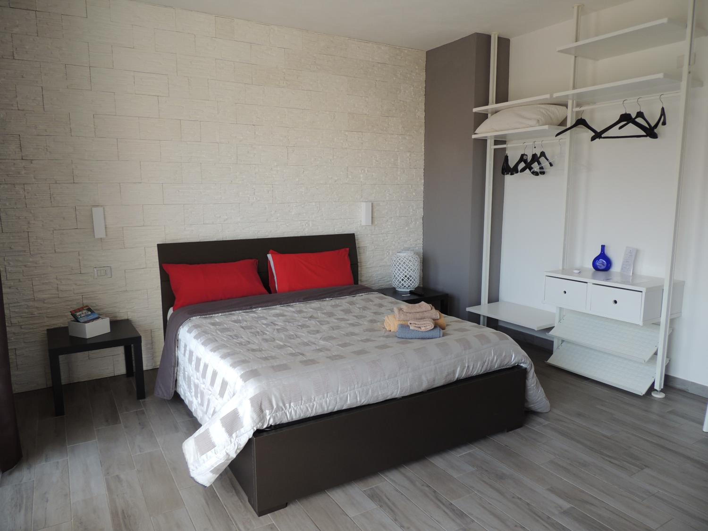 Triple Room with Private Bathroom - Photo 5