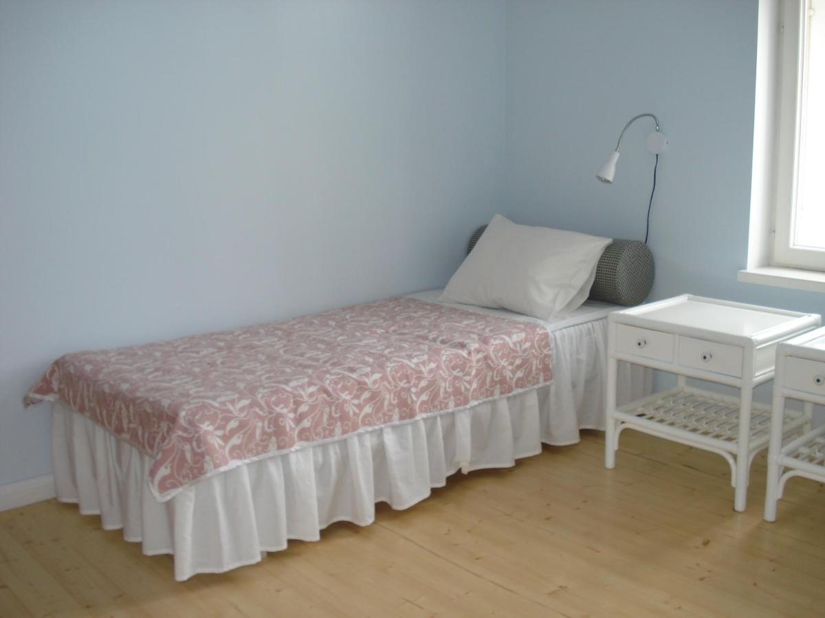 Two-Bedroom Apartment - Photo 5