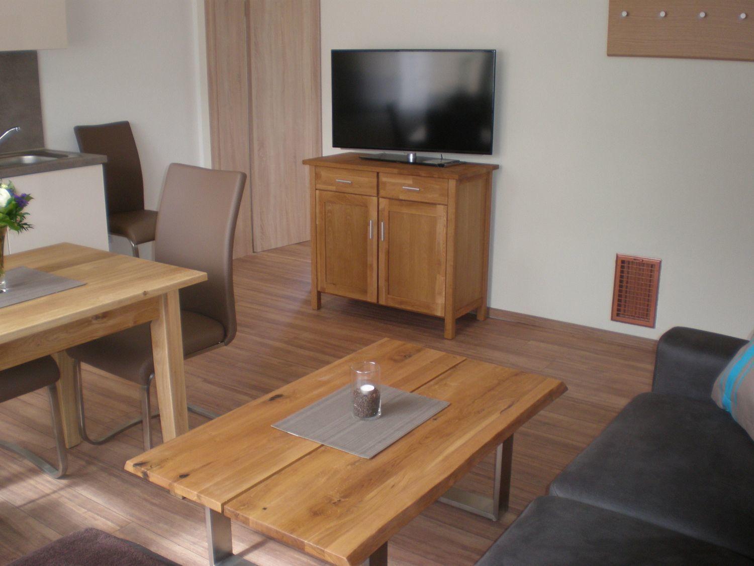 Apartment with Balcony photo 3