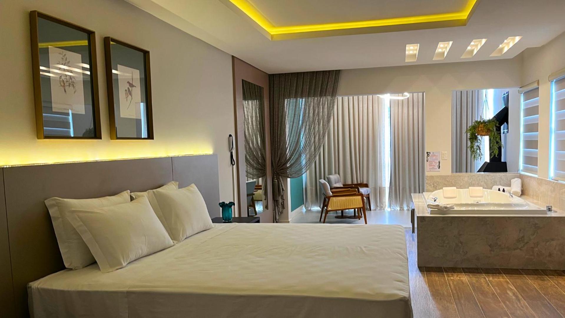 King Suite with Spa Bath