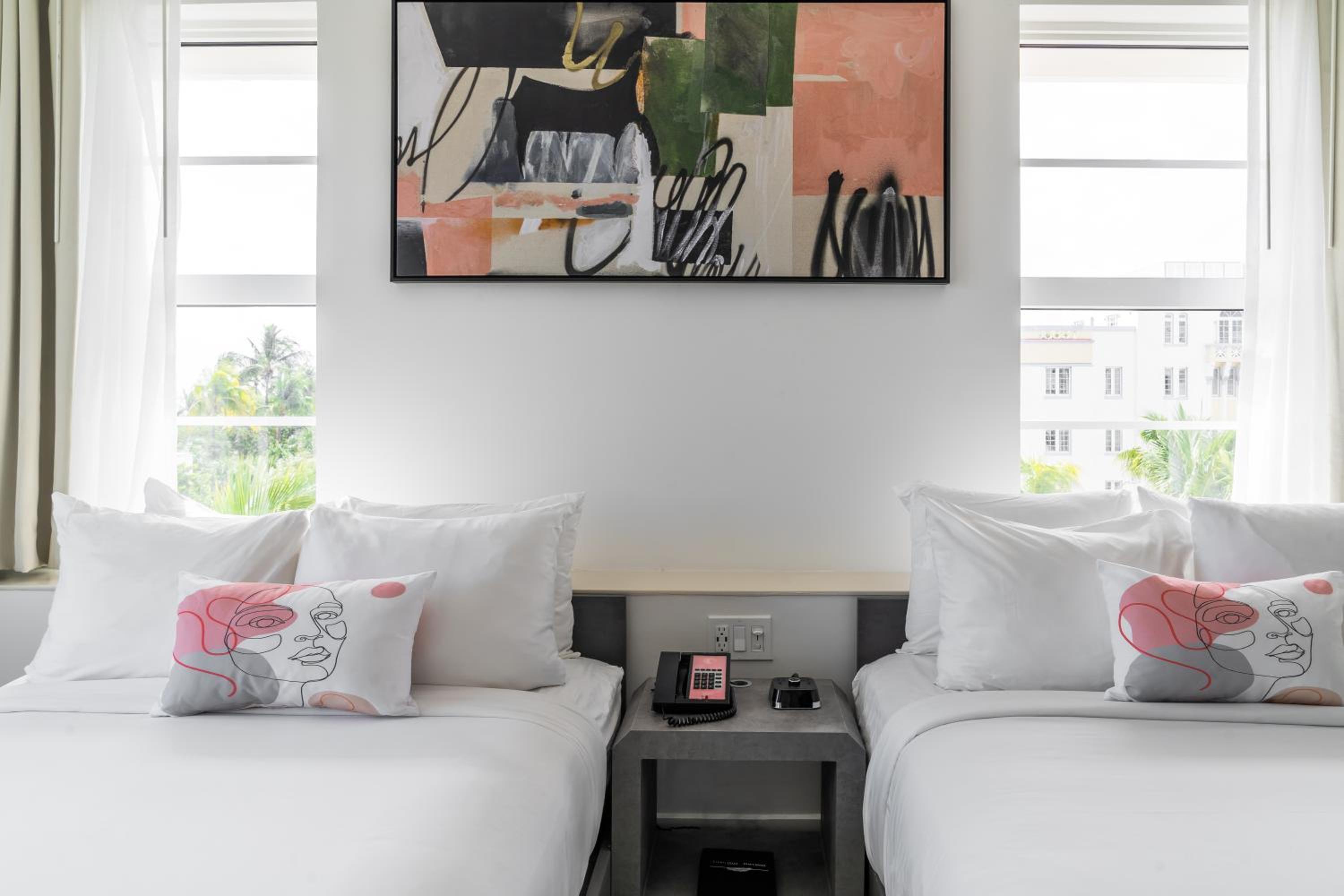 Double Room with Sea View - Photo 1