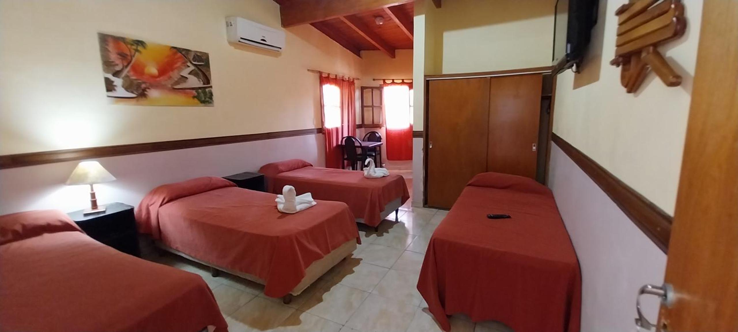 Basic Triple Room photo 2