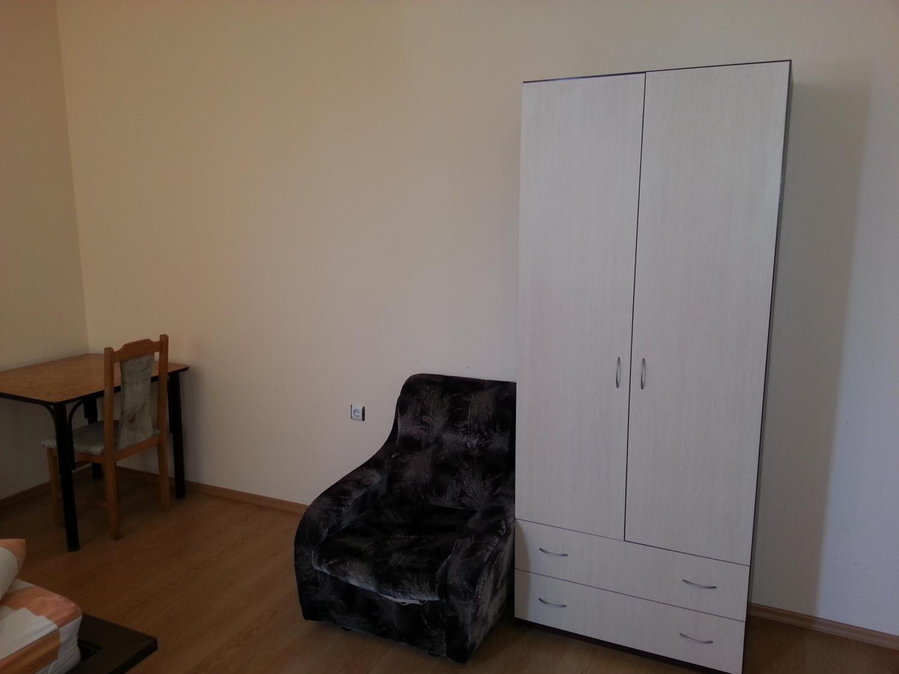 Studio With Sofa Bed photo 3