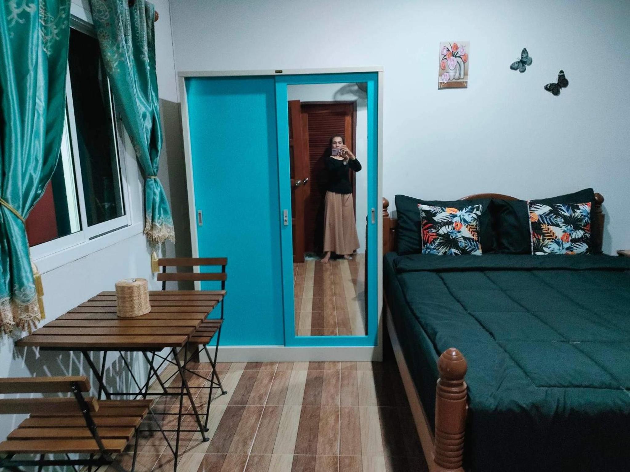 Queen Room - Photo 2