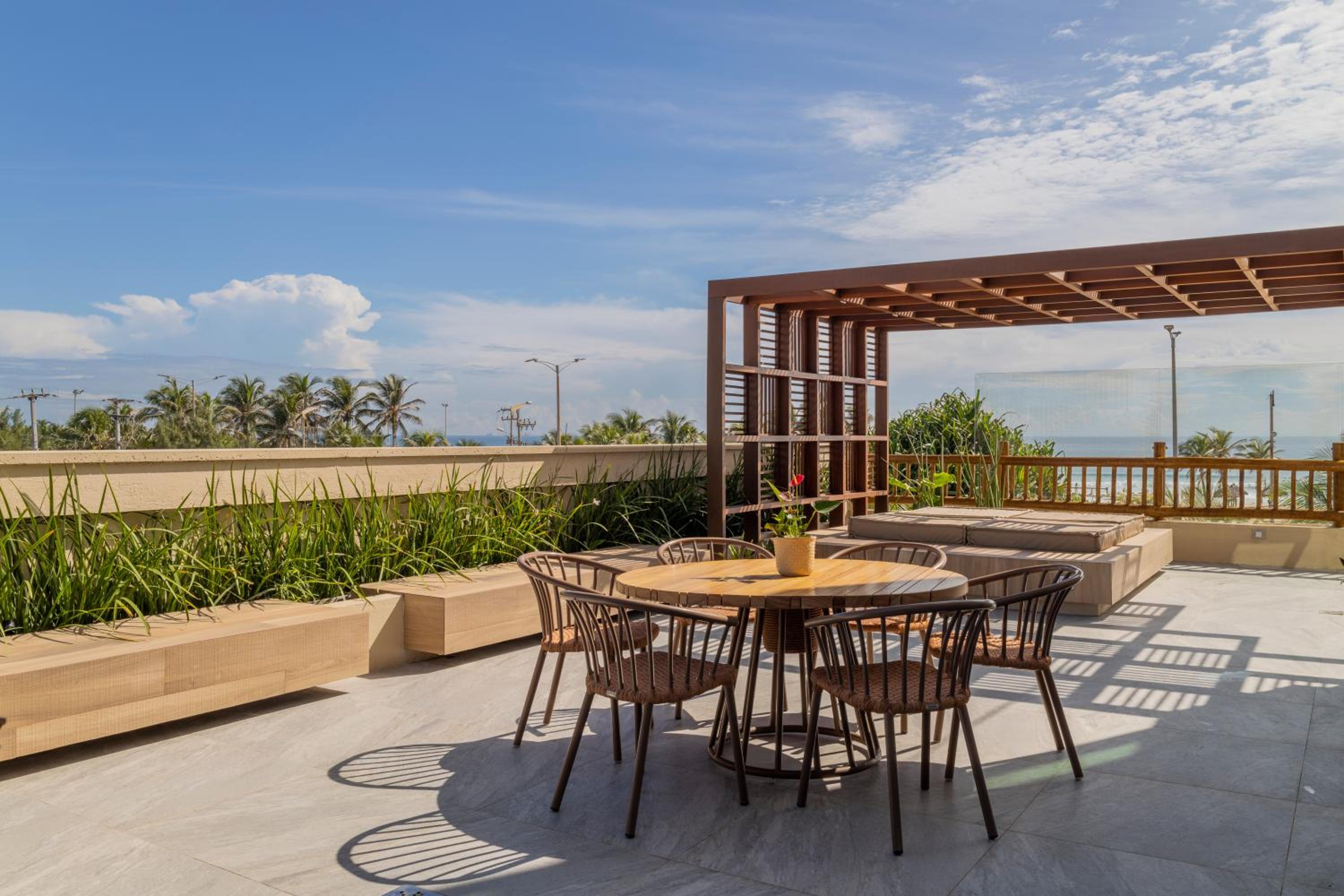 Lounge Suite with Private Pool and Hot Tub