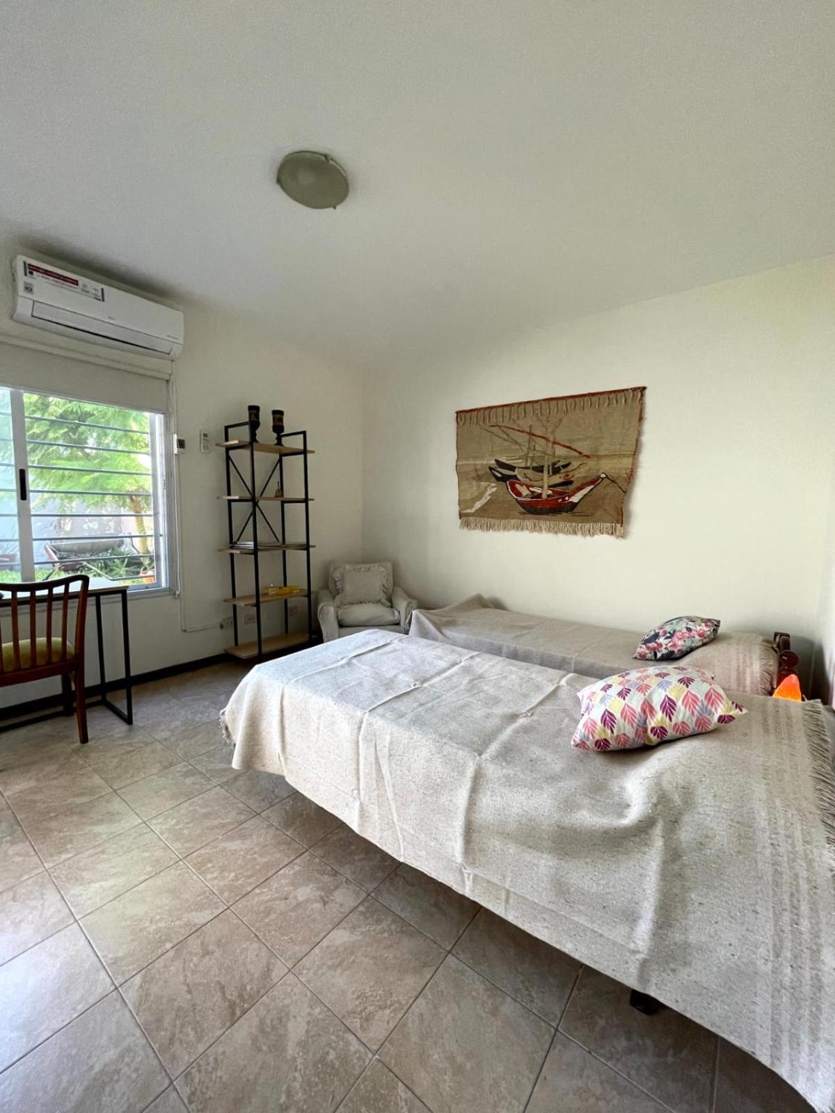 Double Room with Private Bathroom photo 1
