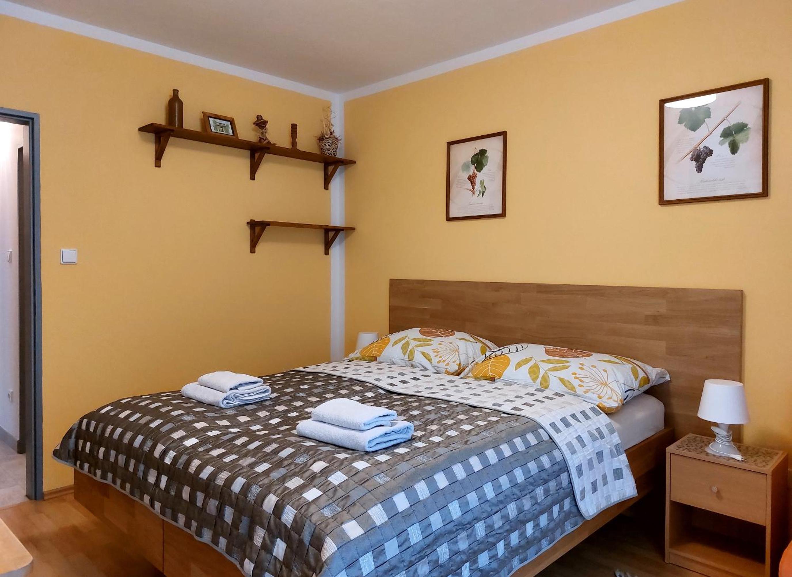 Triple Room - Photo 10