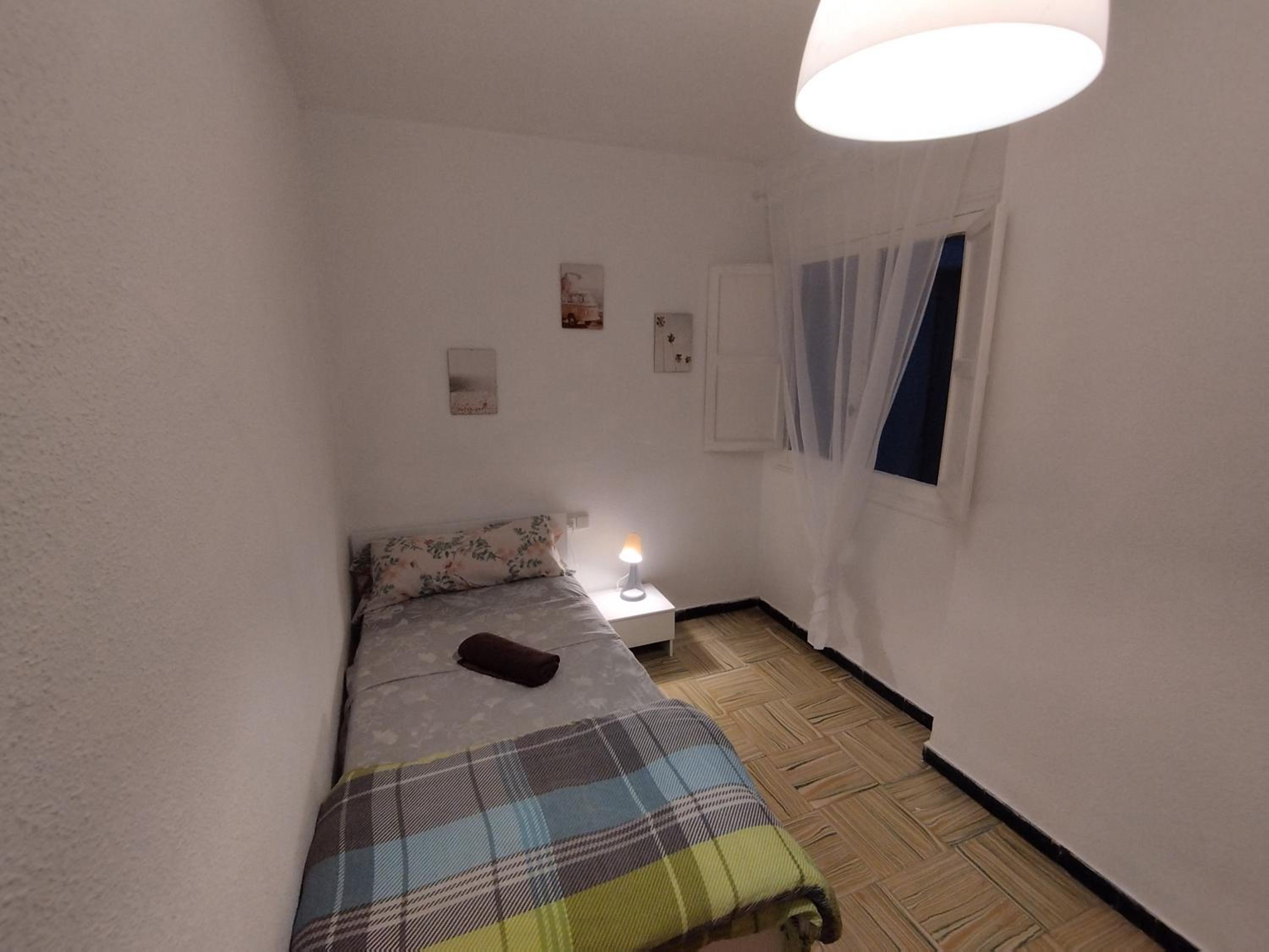 Habitación Individual Estándar con Baño Compartido