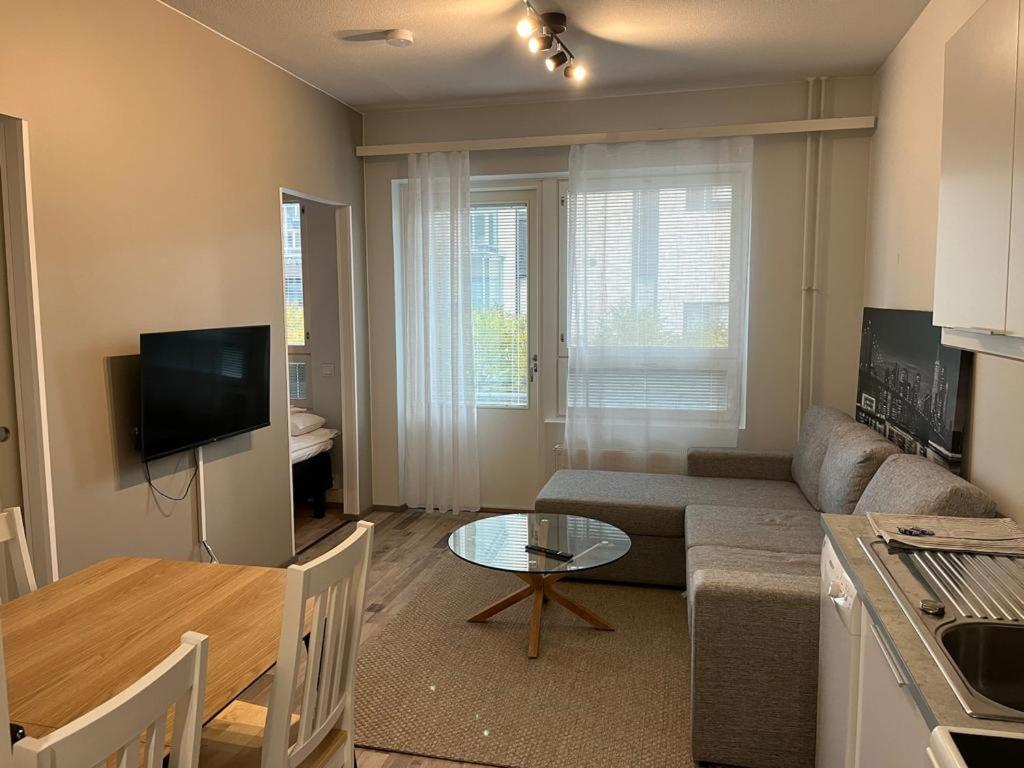 One-Bedroom Apartment
