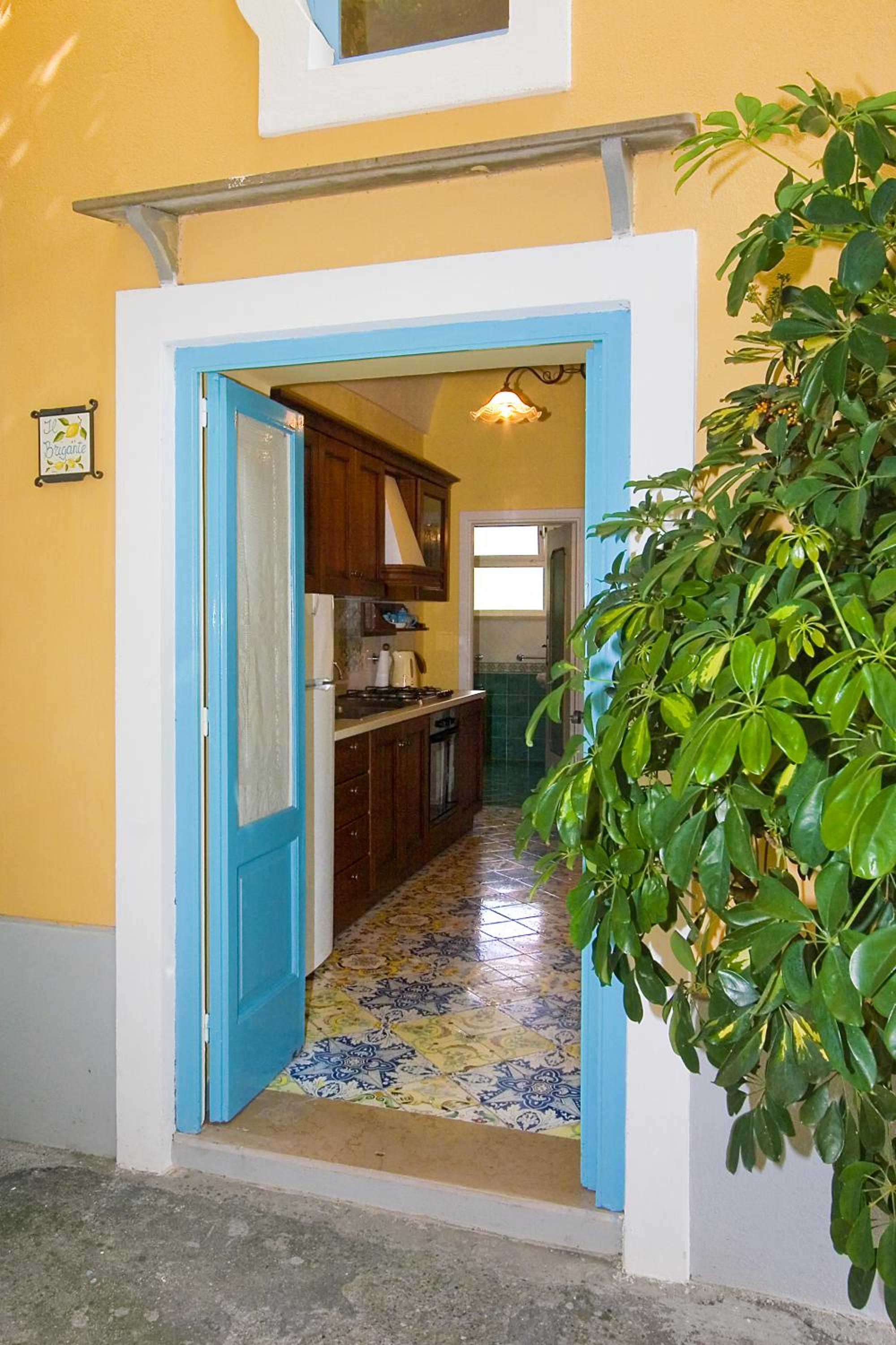 Two-Bedroom Apartment - Photo 3