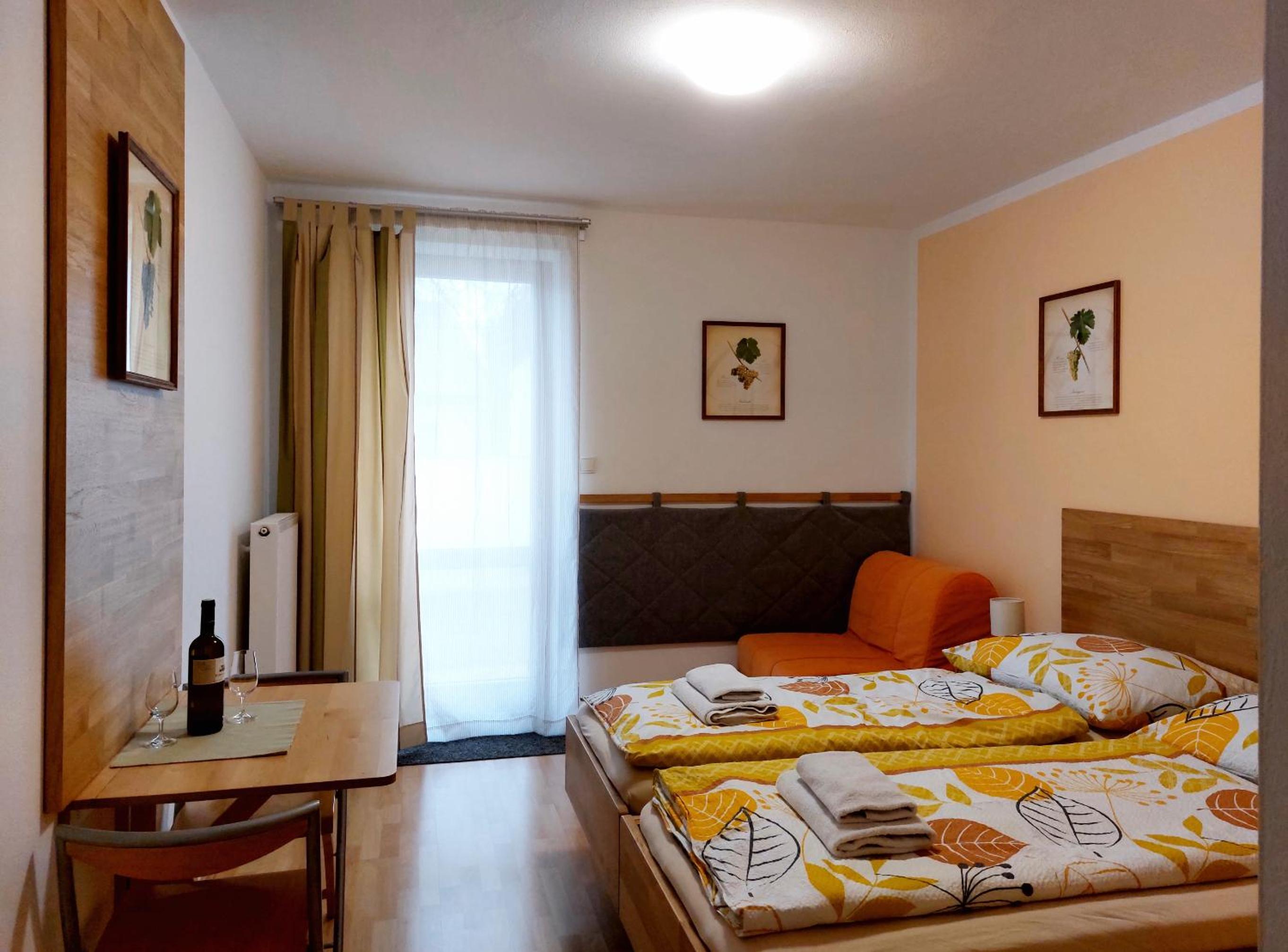 Triple Room - Photo 7