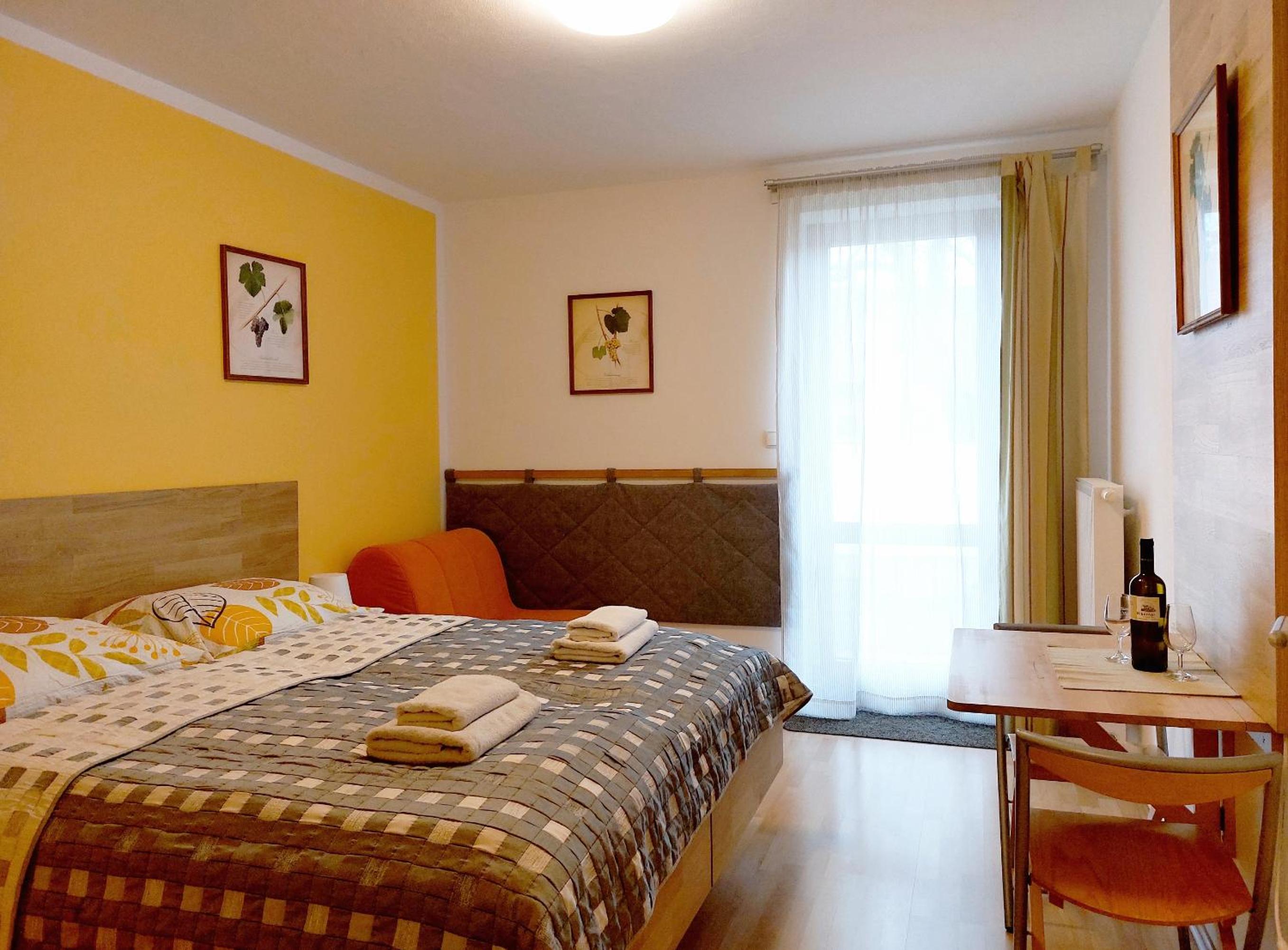 Triple Room - Photo 1