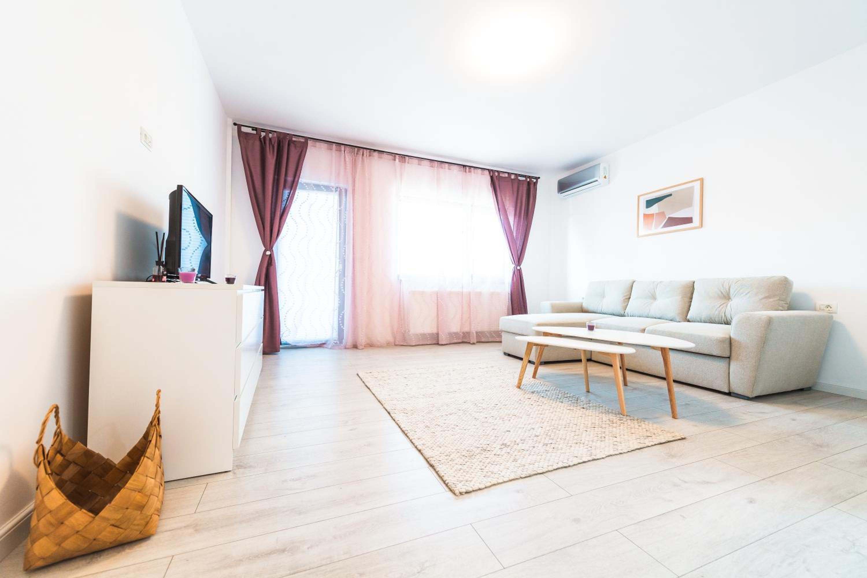 Apartment with Balcony - Photo 1