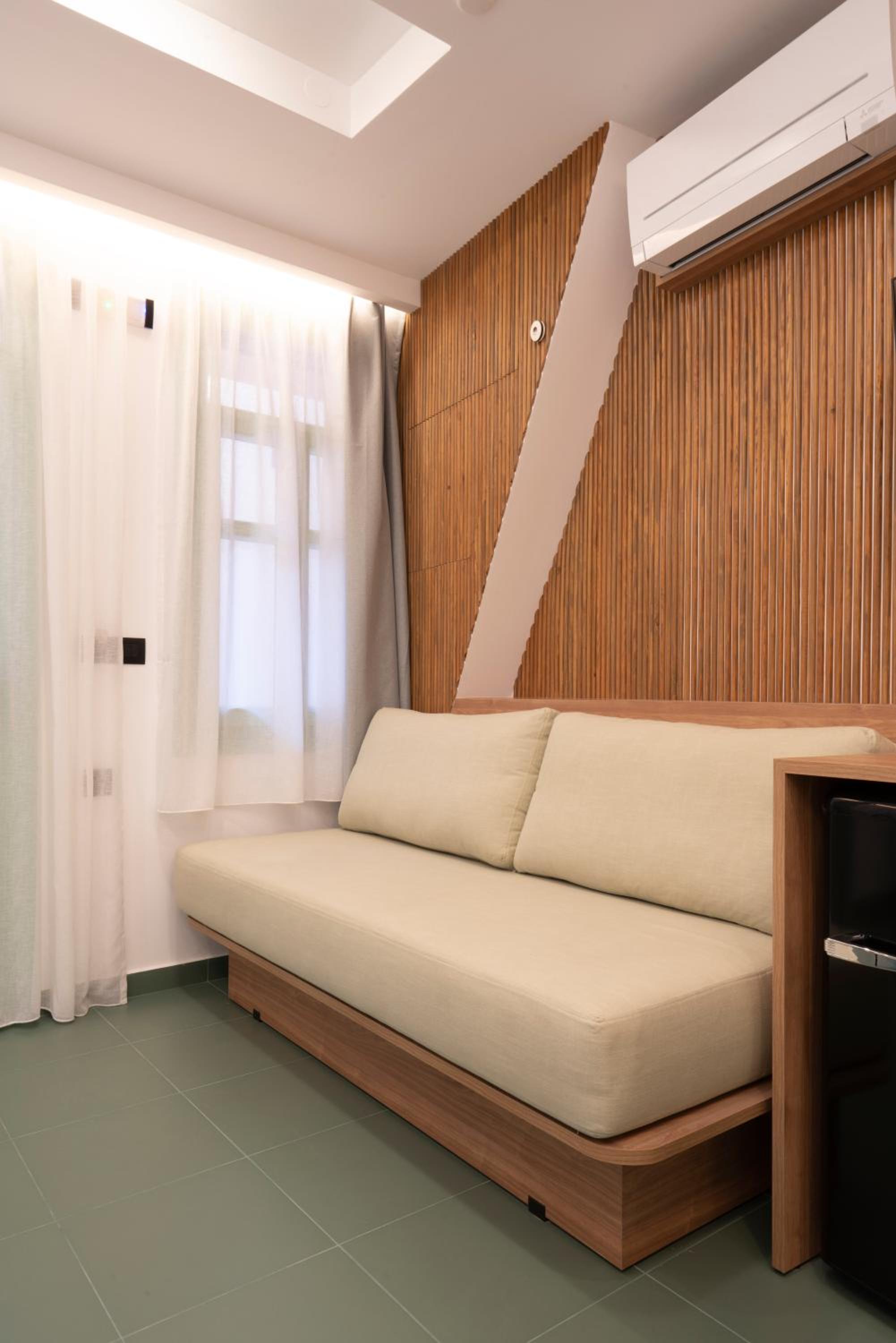 Comfort Triple Room with Shower - Photo 7