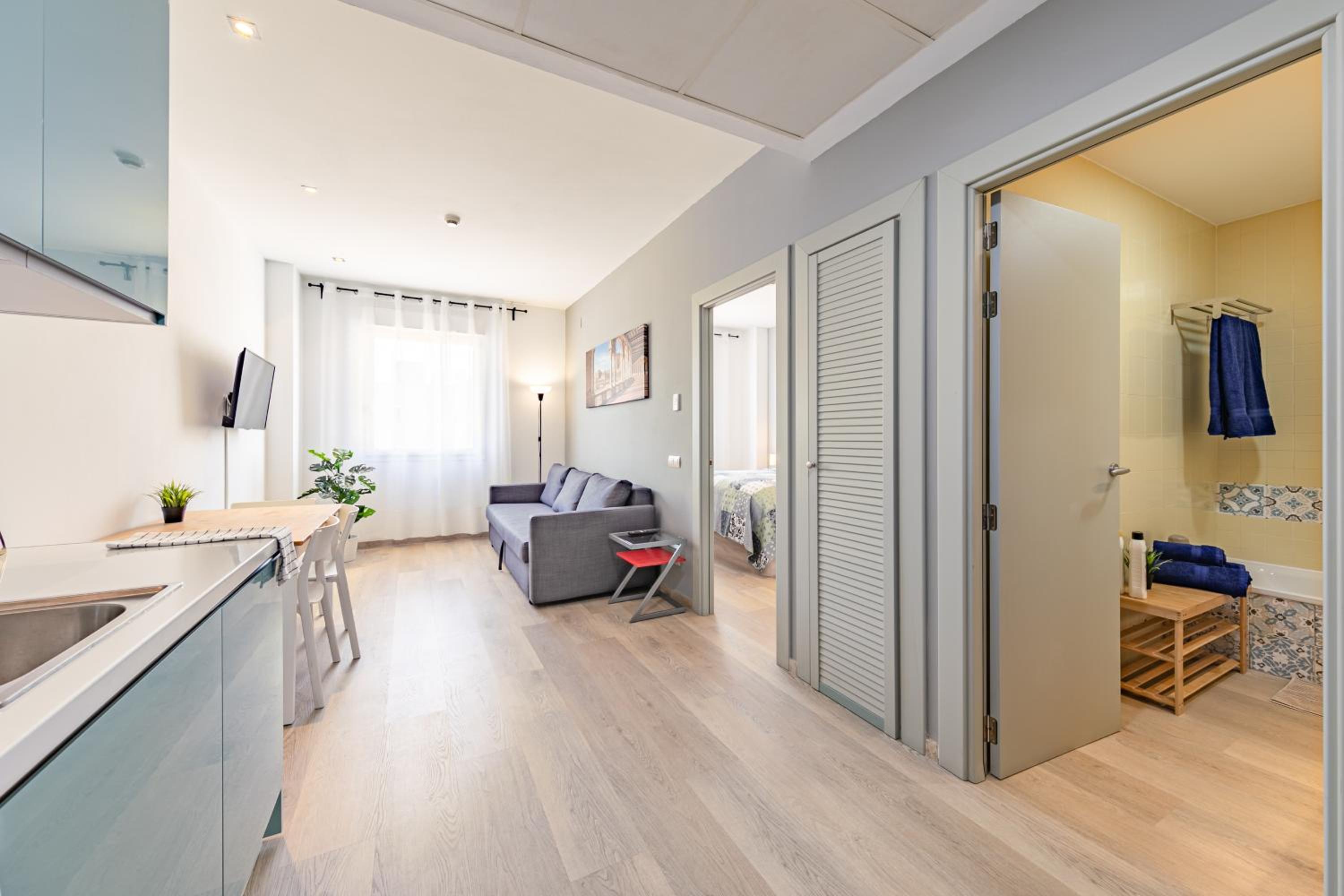 One-Bedroom Apartment