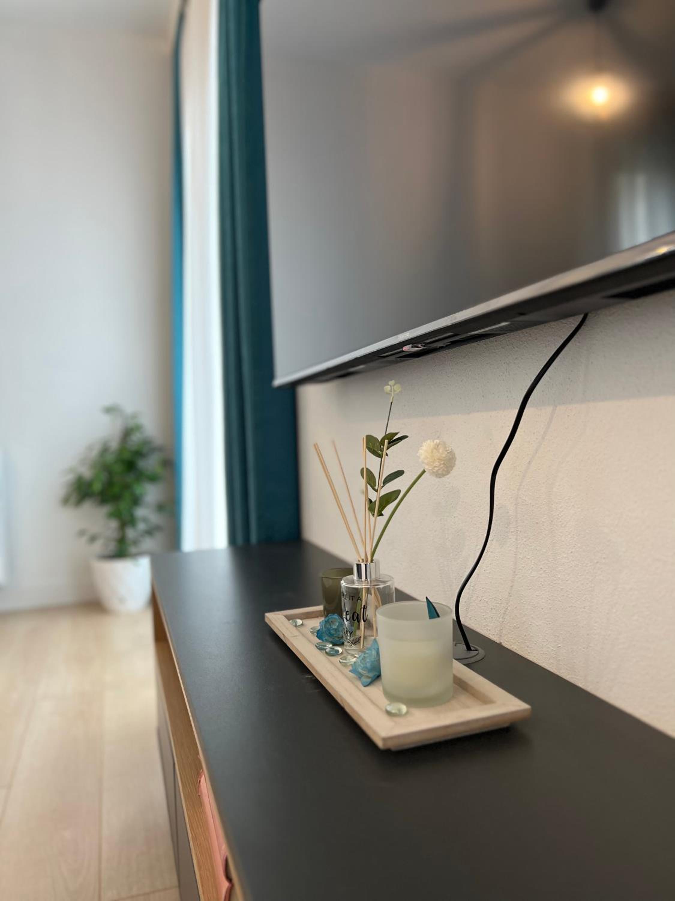 Apartment with Sea View photo 2