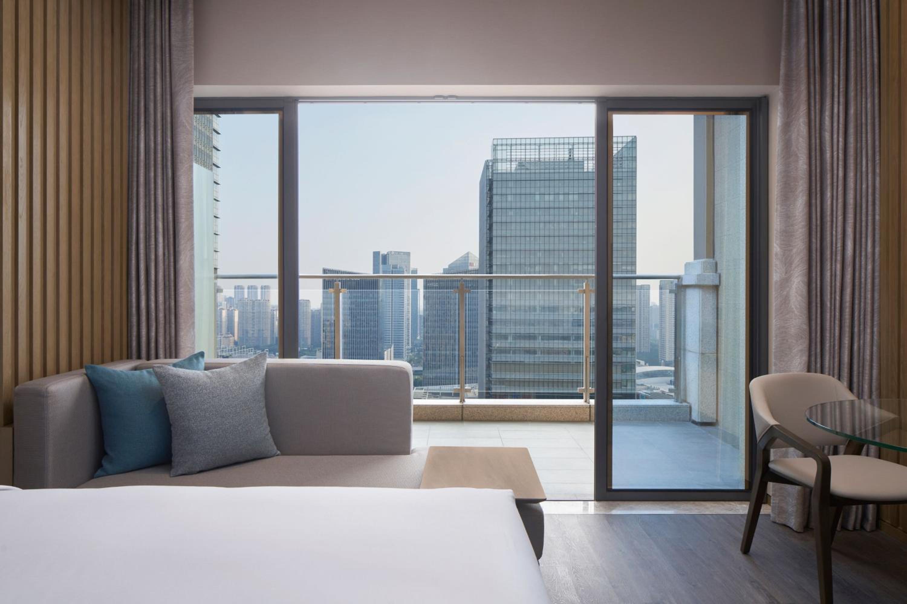 Double Room with Two Double Beds and Terrace photo 2