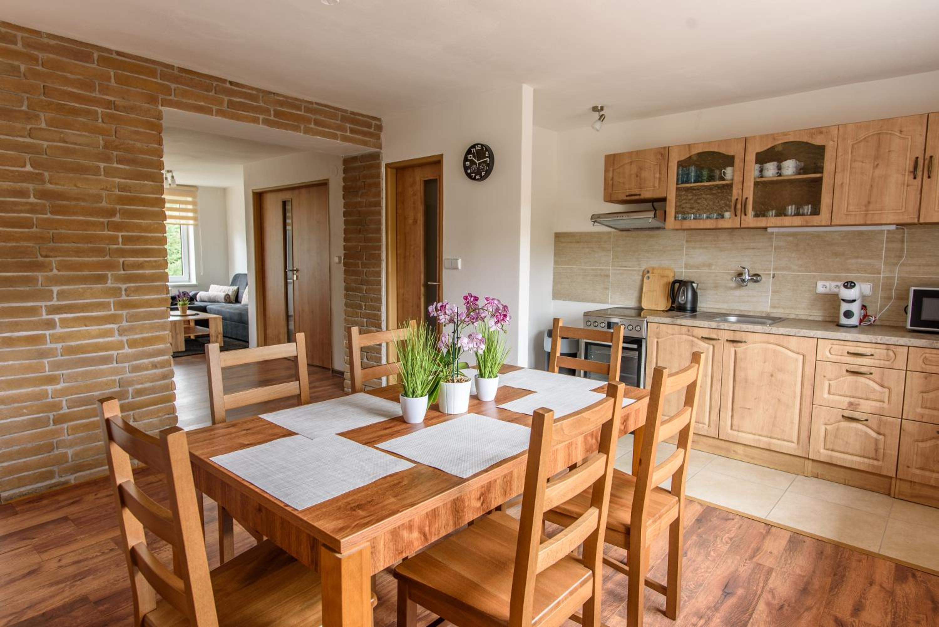 One-Bedroom Apartment photo 3