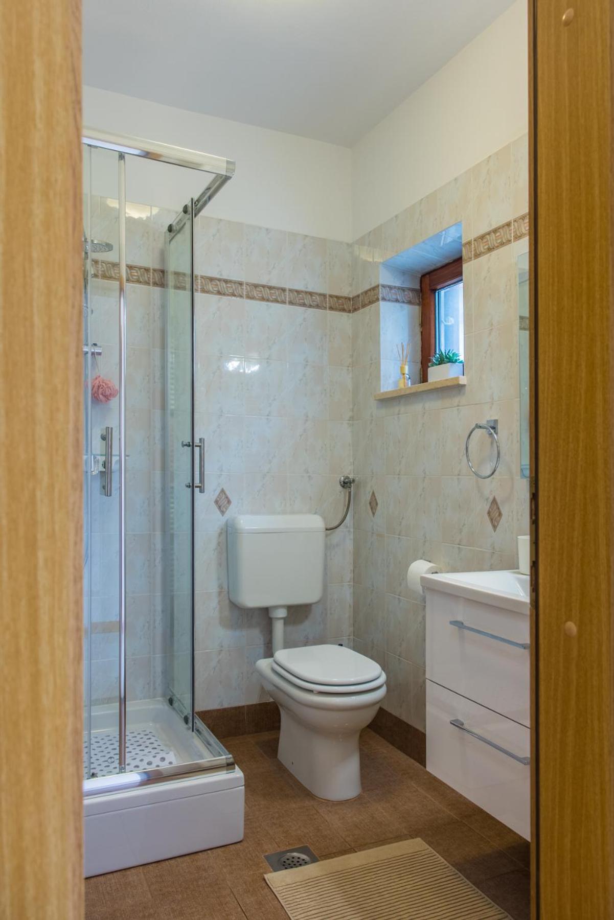 Two-Bedroom House photo 3
