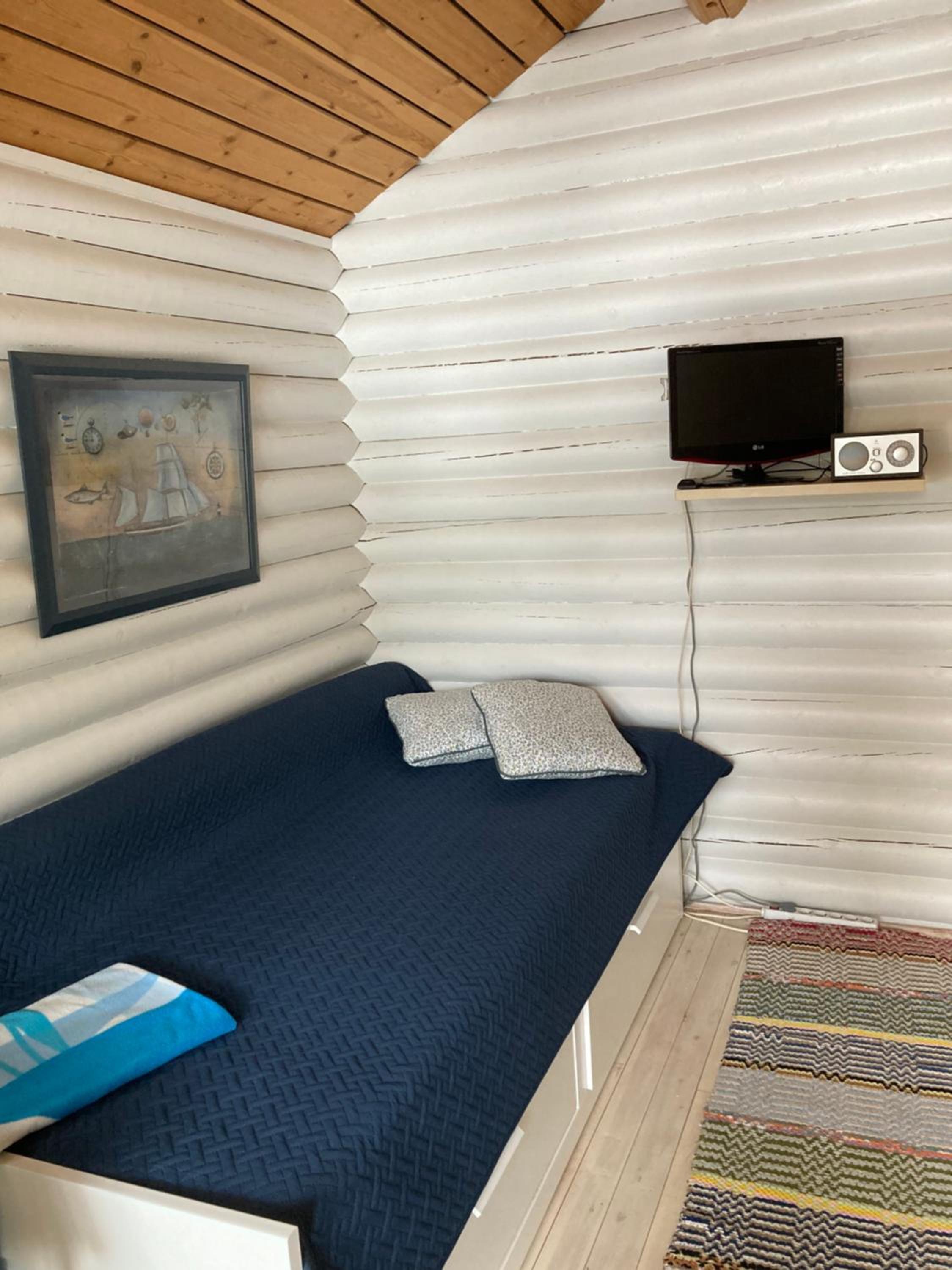Cottage (2 Adults)