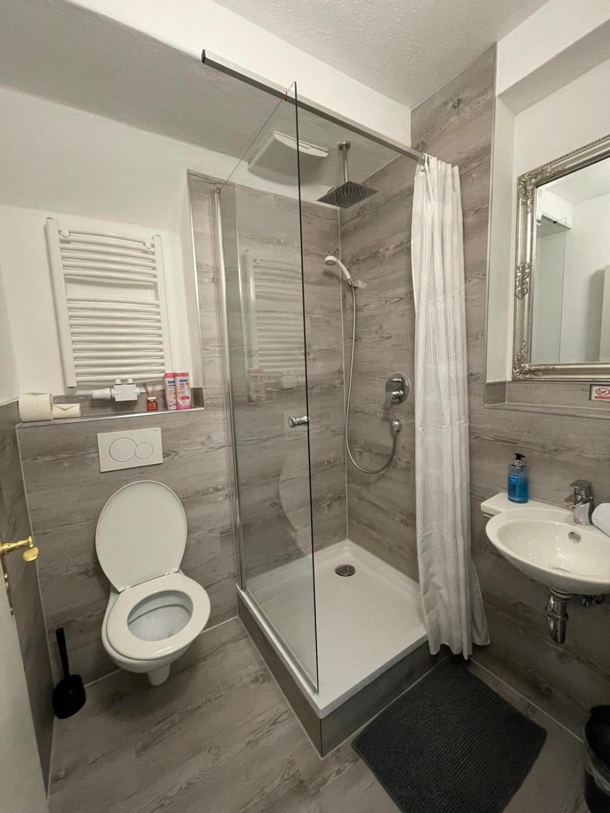 Quadruple Room with Mountain View and private Bathroom photo 2