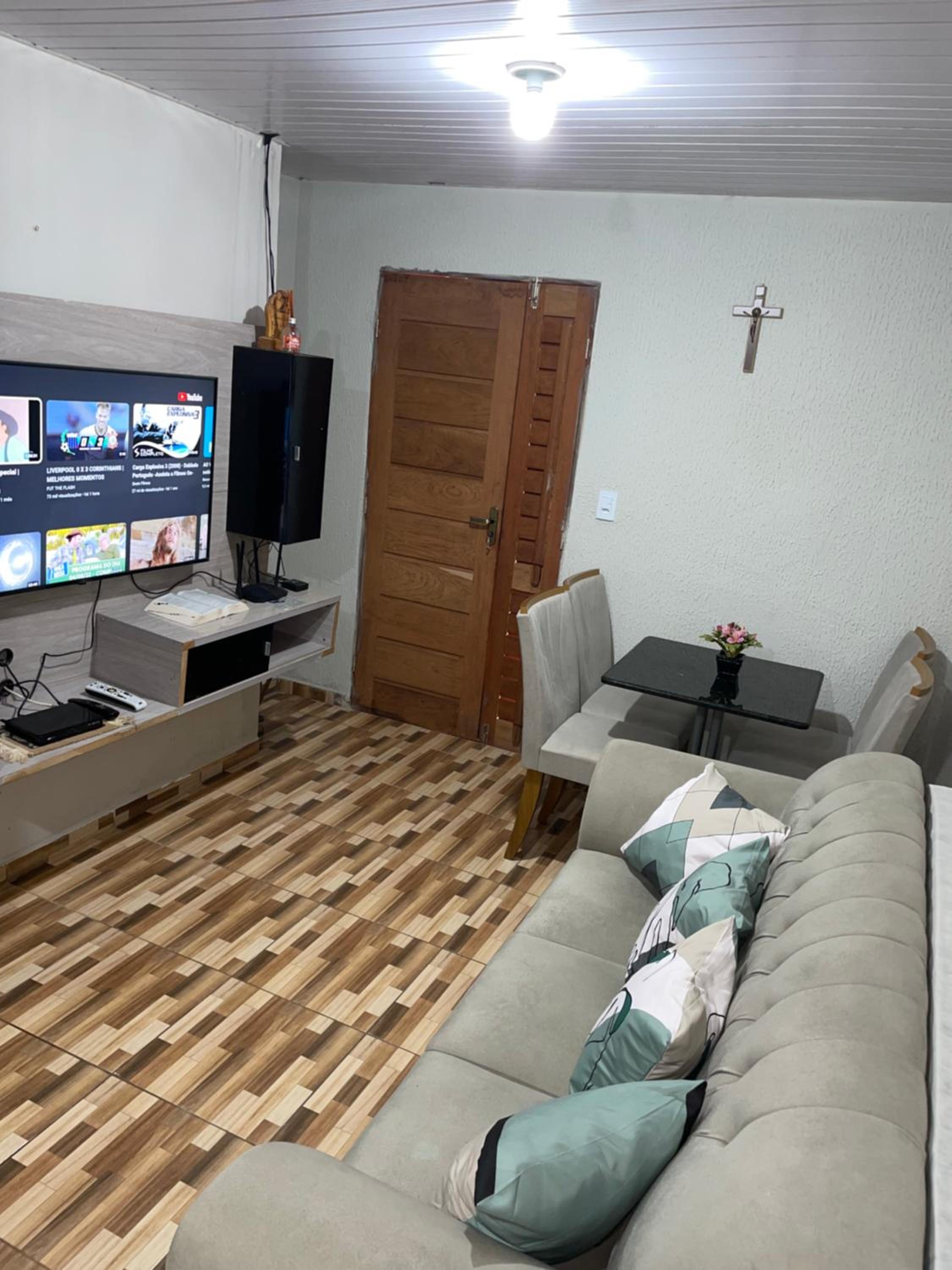 Apartment photo 1