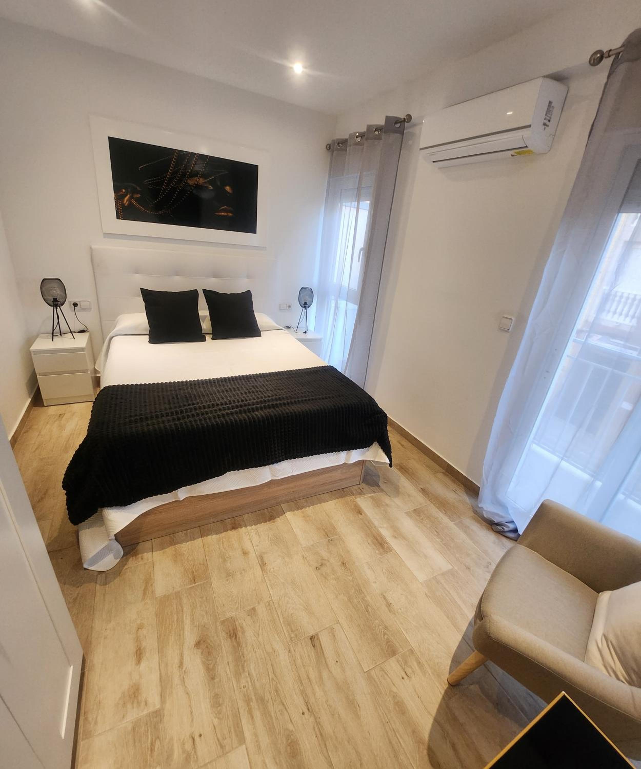 Apartamento con Balcón