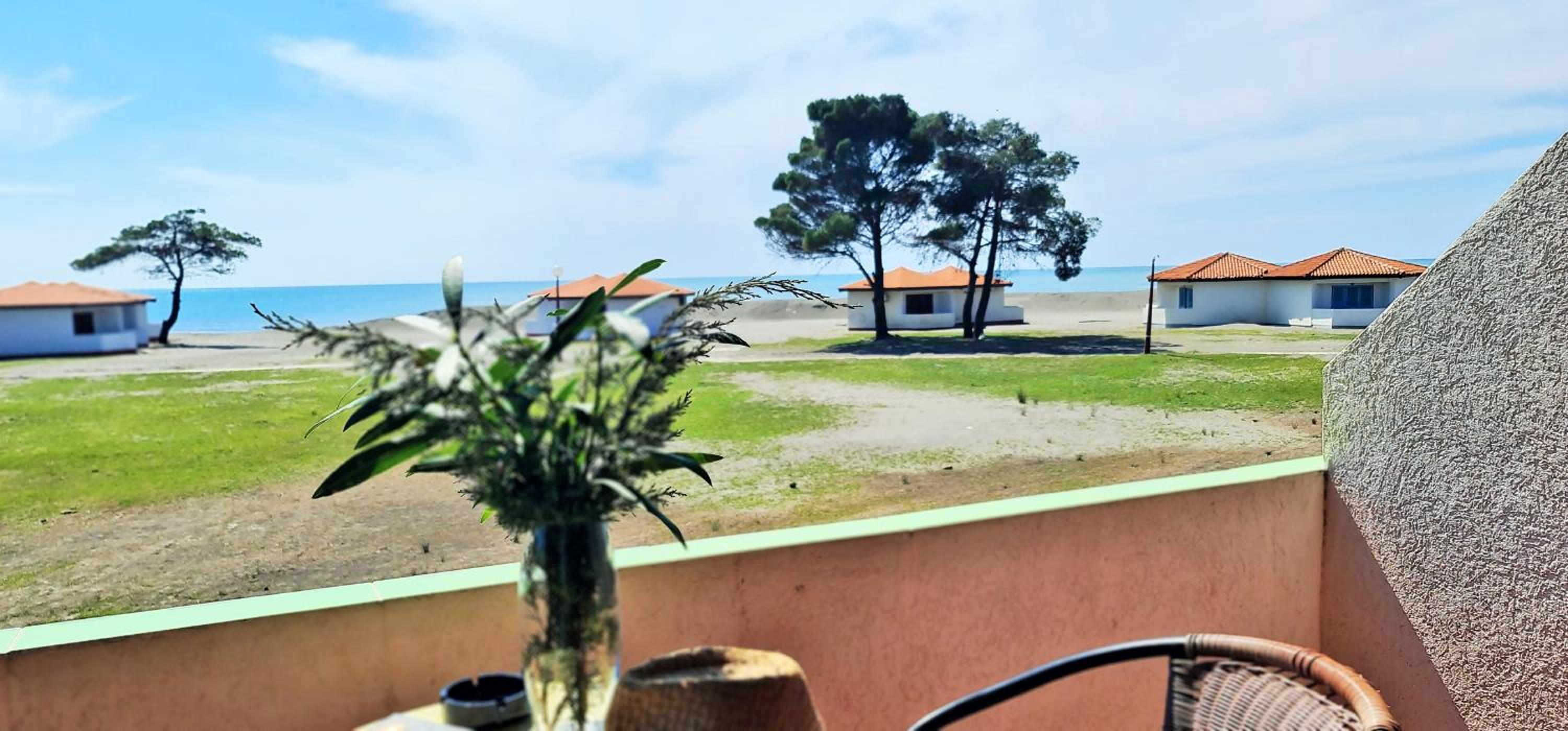 Double Room with Balcony and Sea View - Photo 10