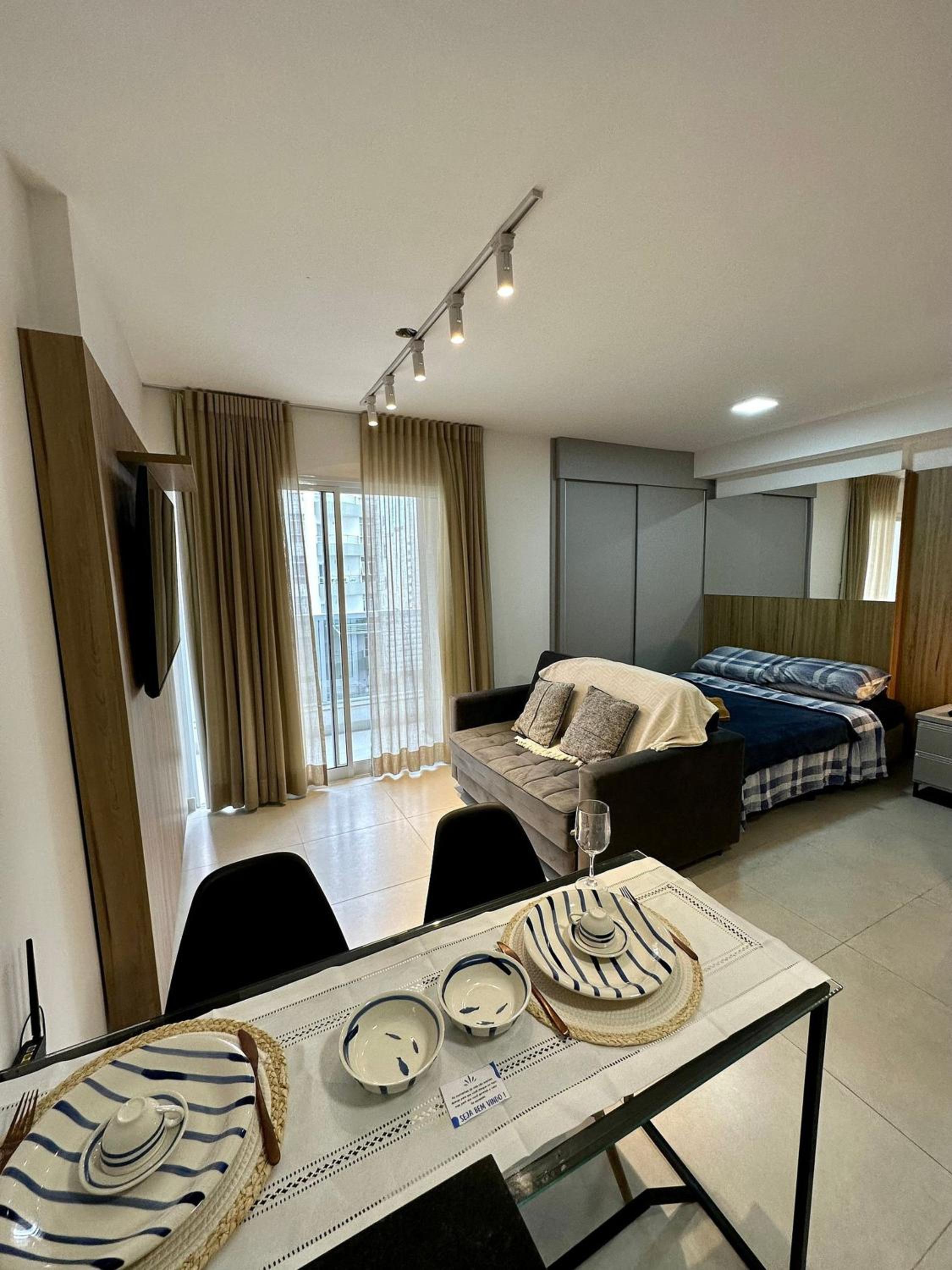 Studio Apartment photo 1