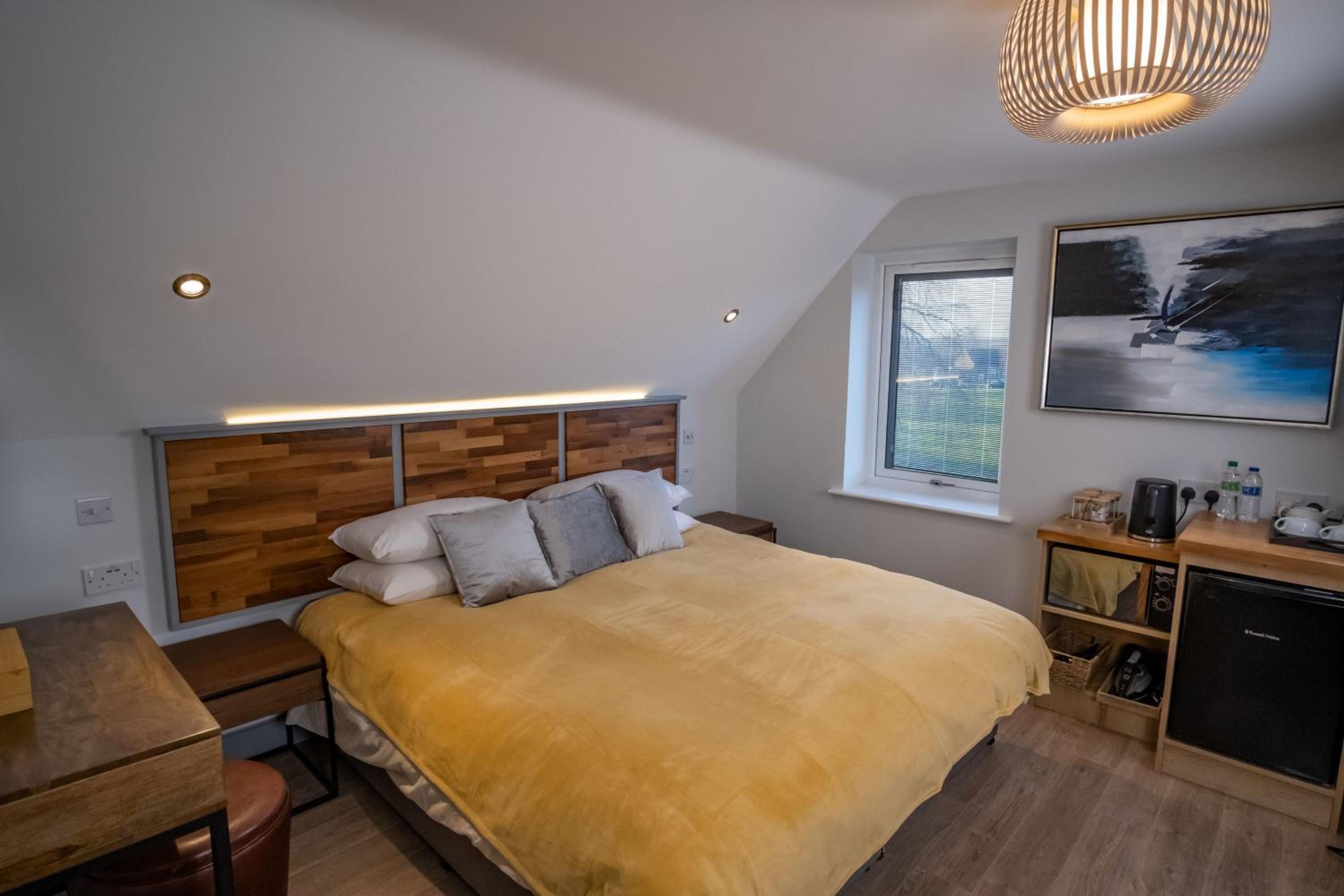 Double or Twin Room - Photo 4
