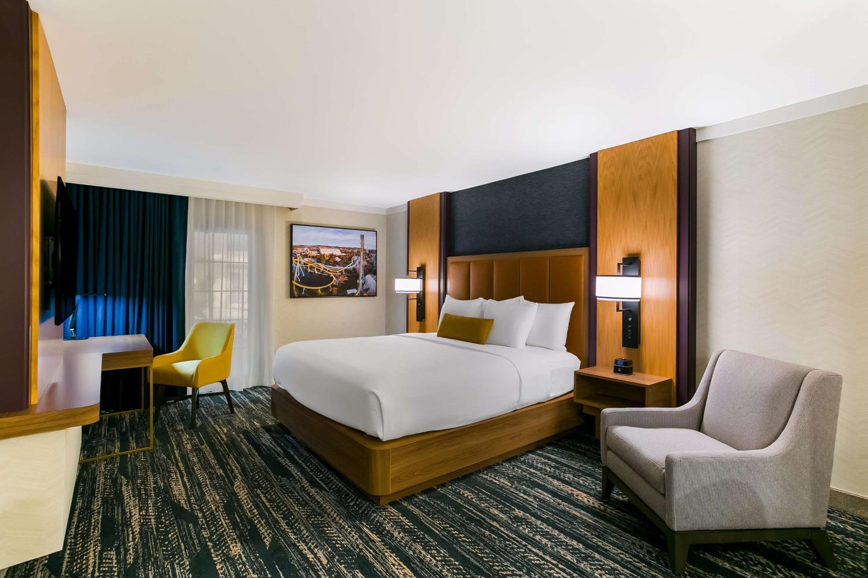 Two-Bedroom Suite - Photo 1
