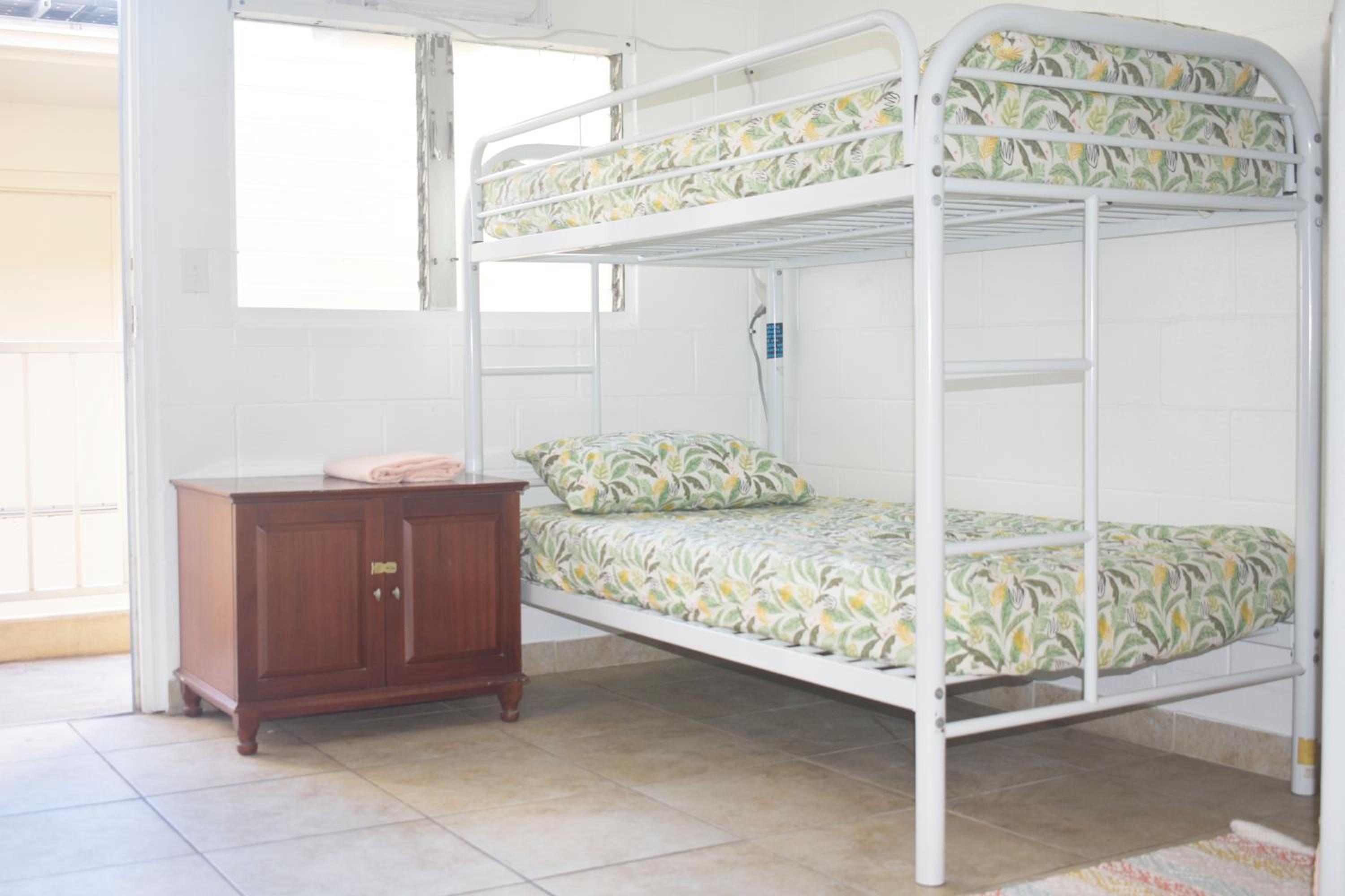 Bed in 8-Bed Mixed Dormitory Room photo 2