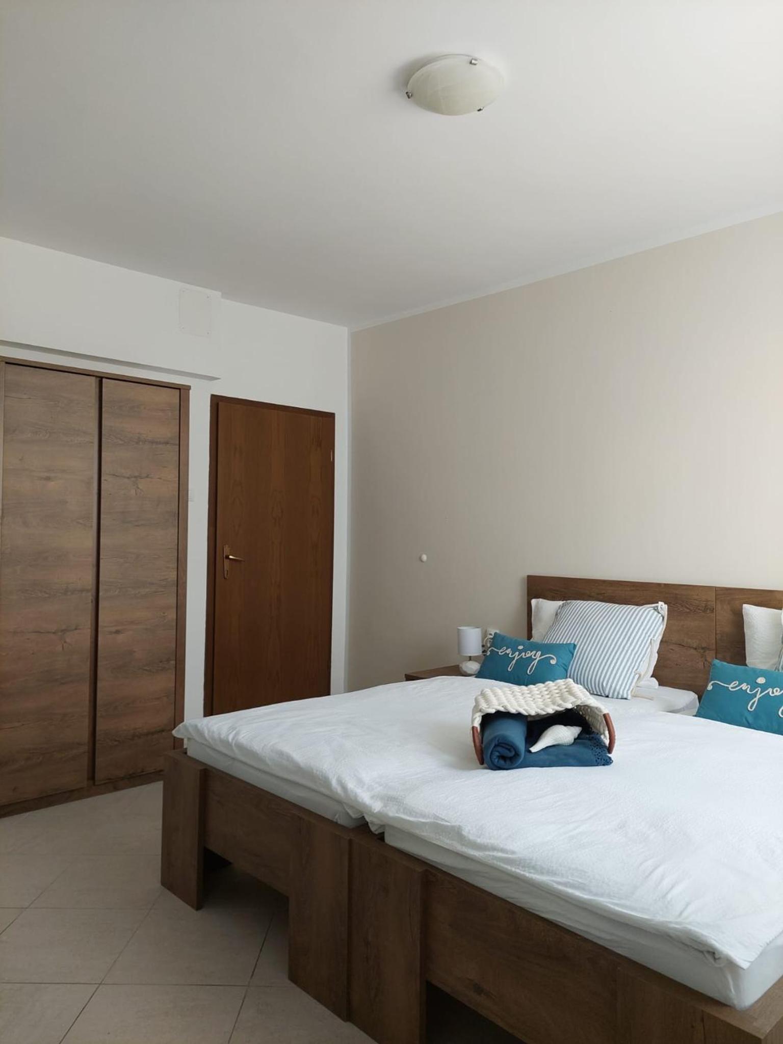 Double or Twin Room with Private Bathroom photo 1