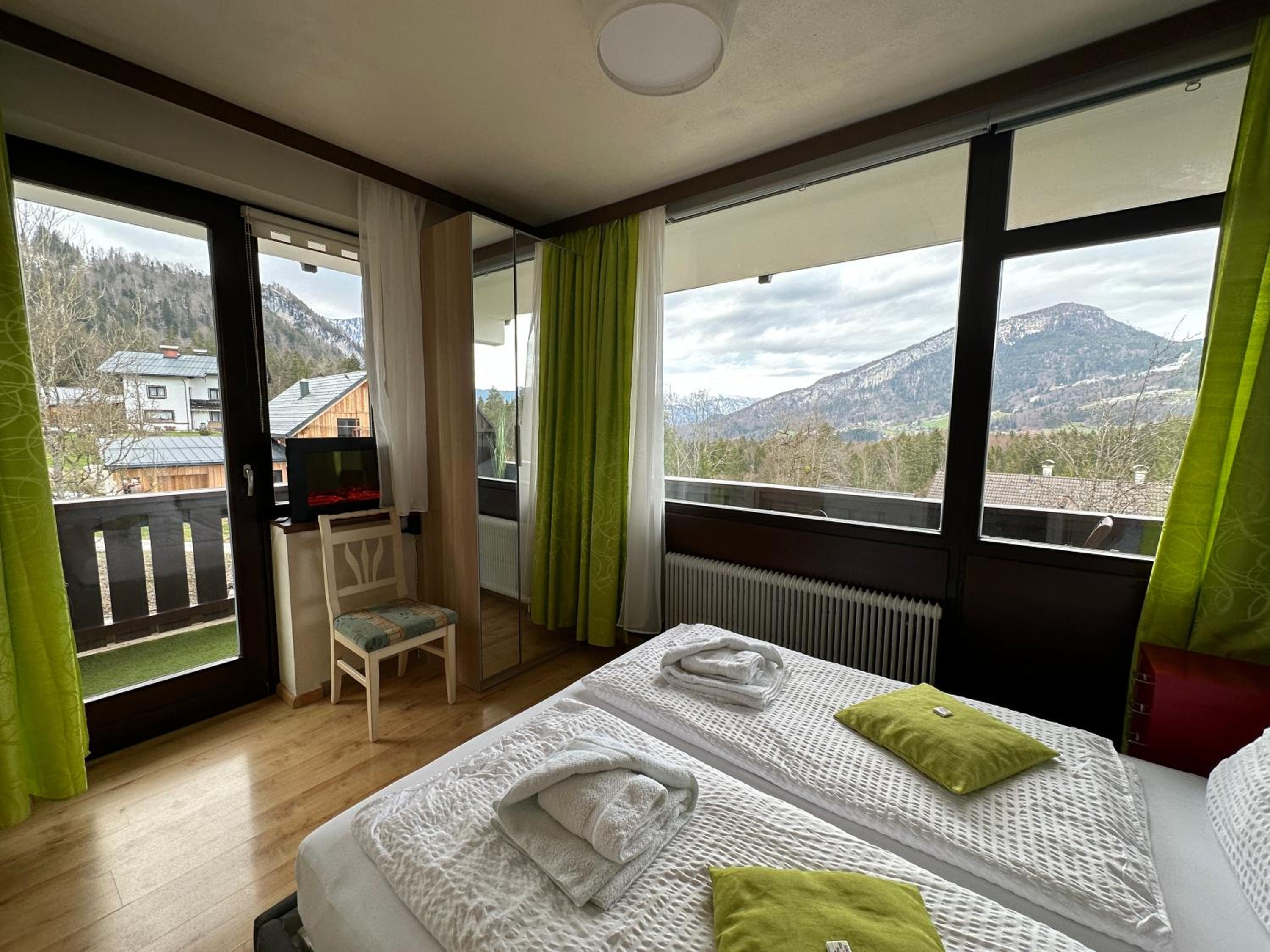 Apartment with Balcony photo 1
