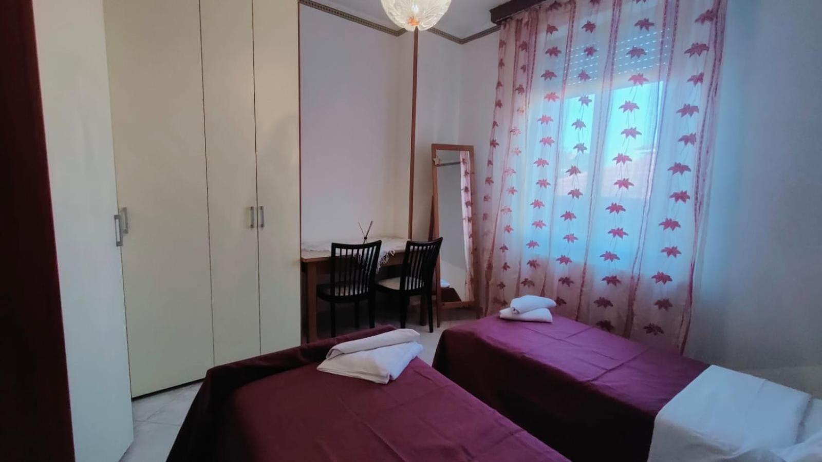 Triple Room With Shared Bathroom