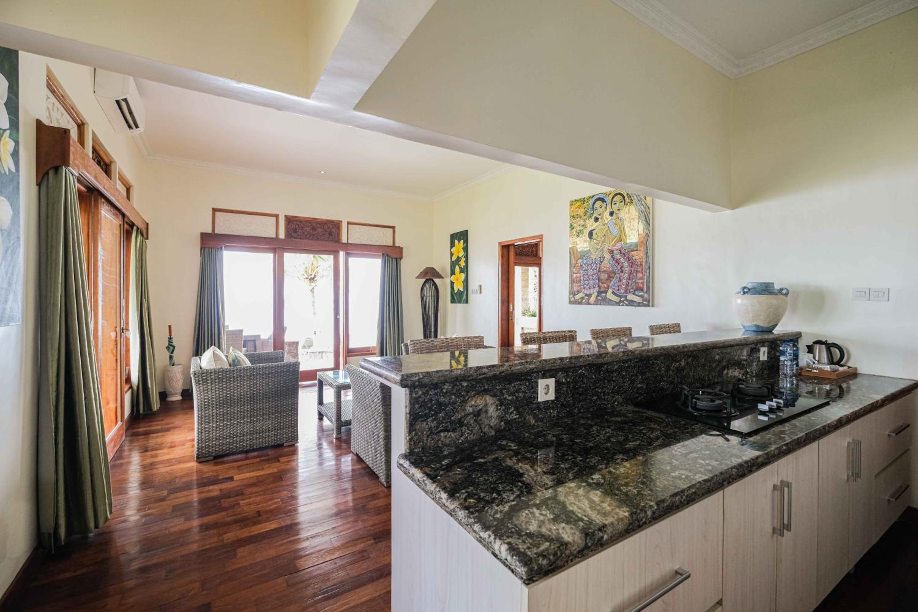 Three-Bedroom Villa - Photo 10