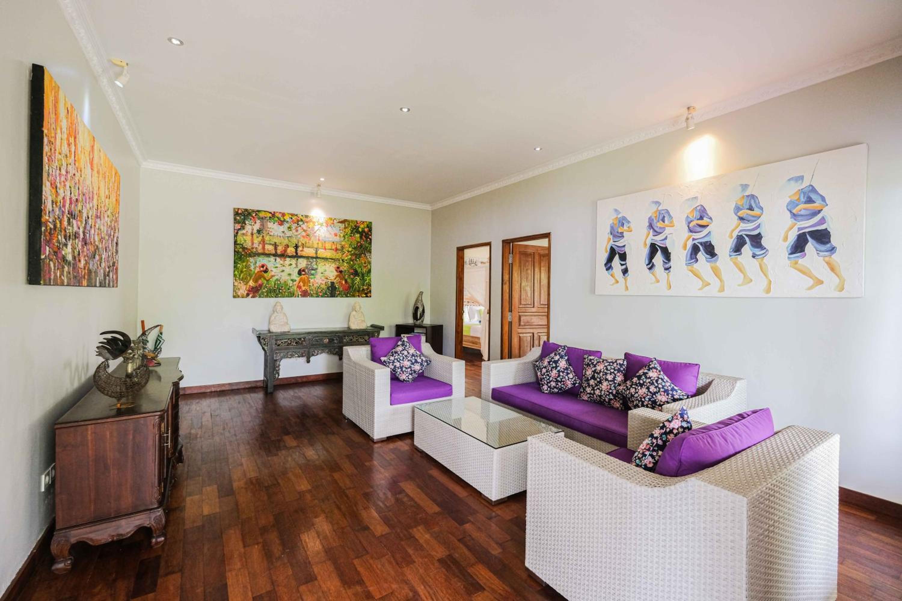 Three-Bedroom Villa - Photo 25