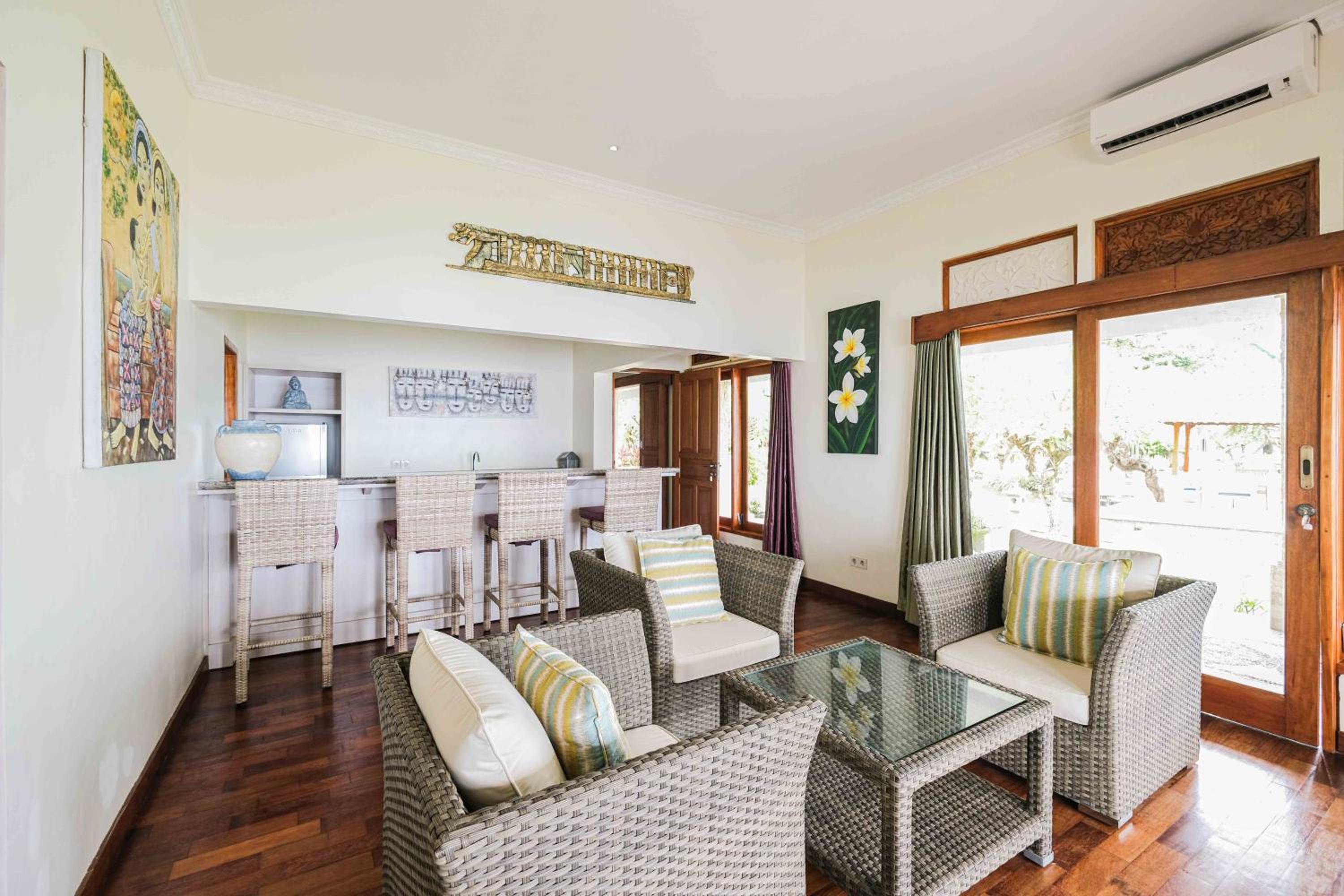 Three-Bedroom Villa - Photo 13
