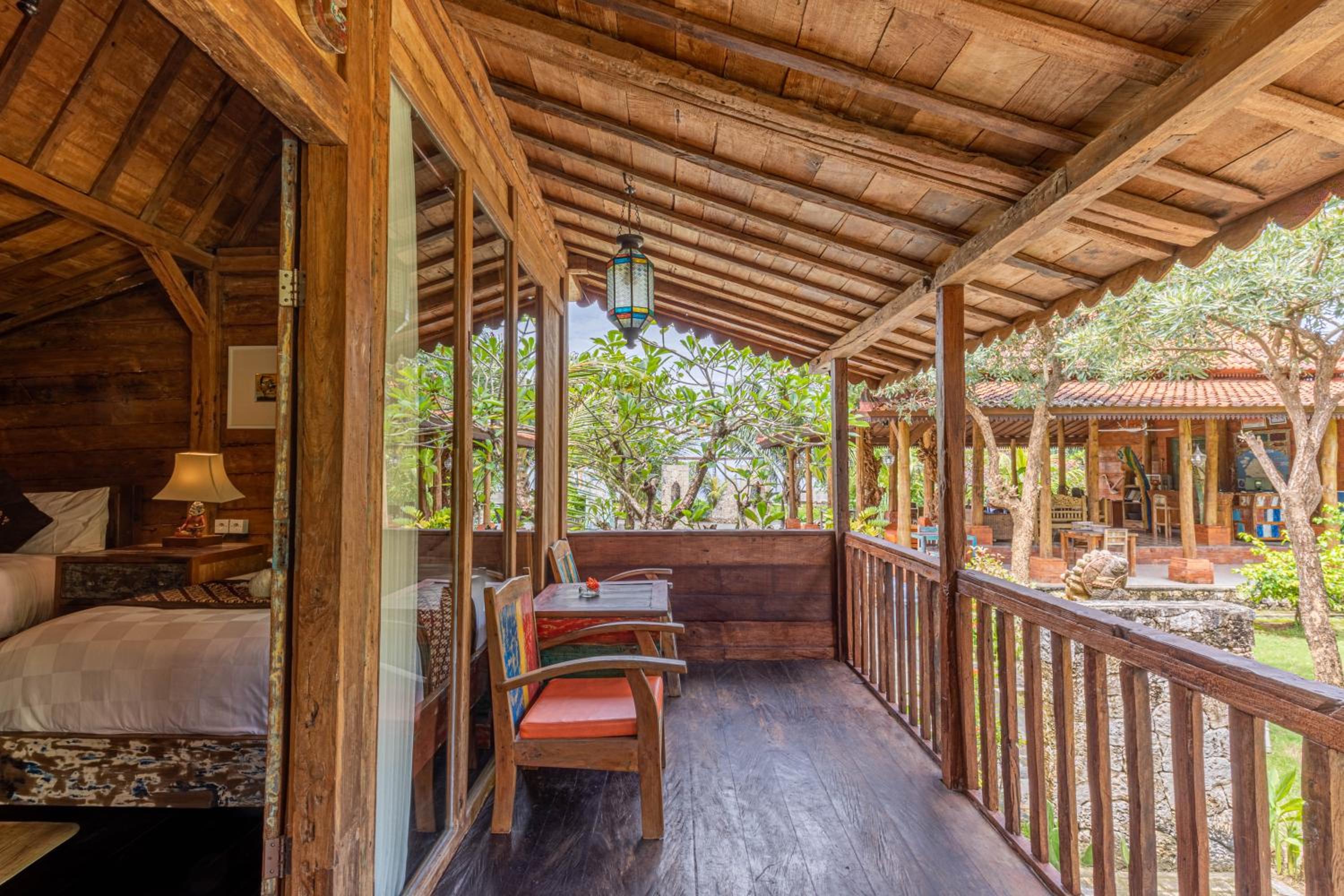 Deluxe Wooden Bungalow Twin - Photo 2