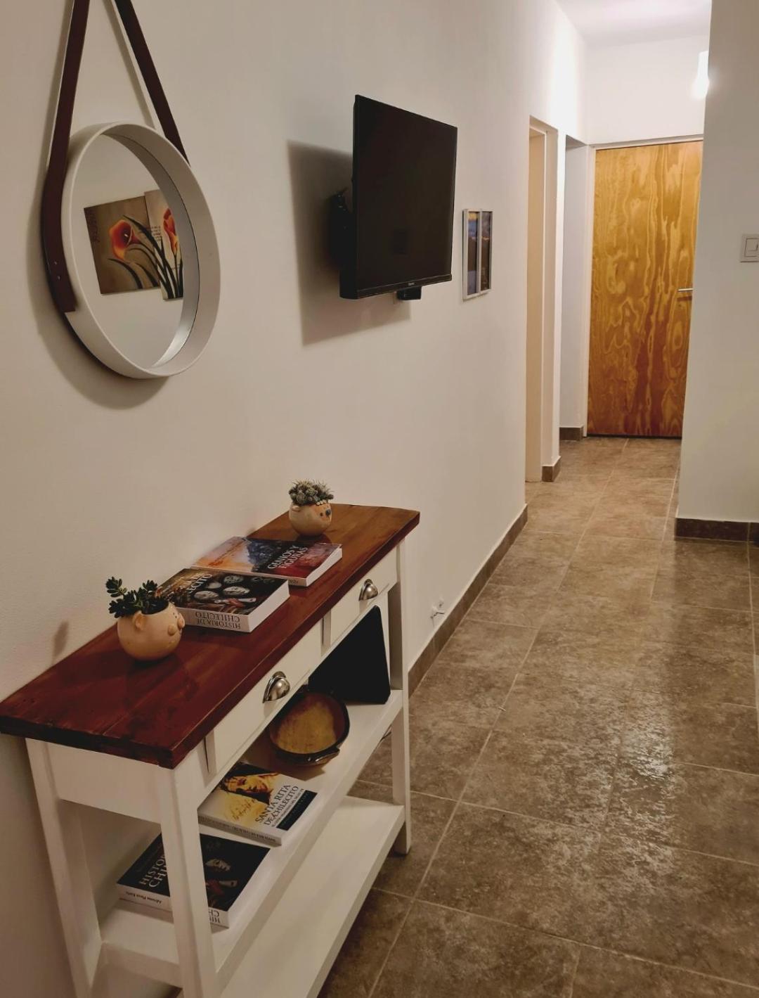 One-Bedroom Apartment photo 2
