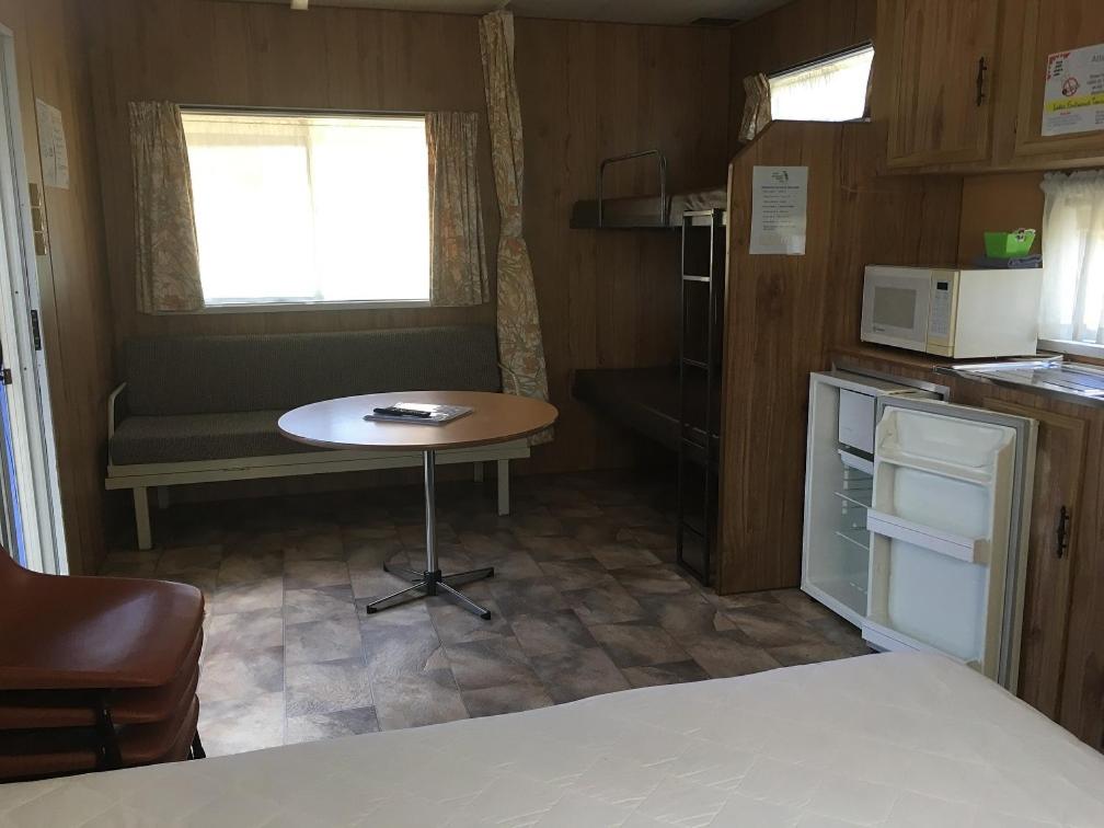 Economy Cabin - No Ensuite photo 3
