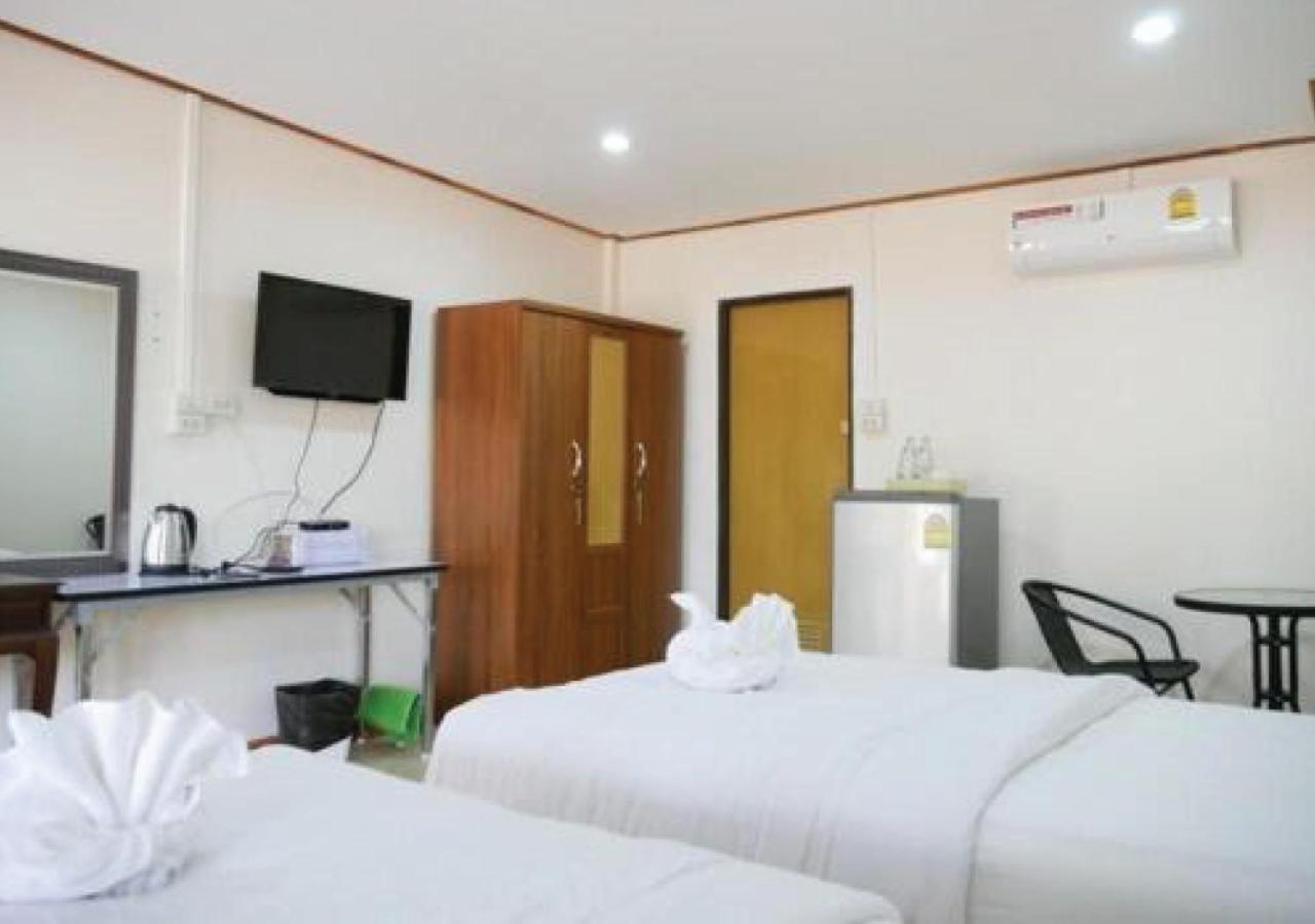 Standard Twin Room photo 3