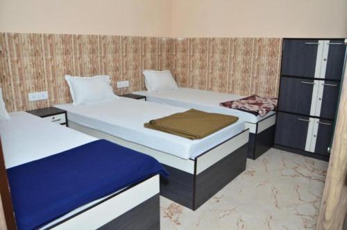 Bed in Male Dormitory Room photo 3